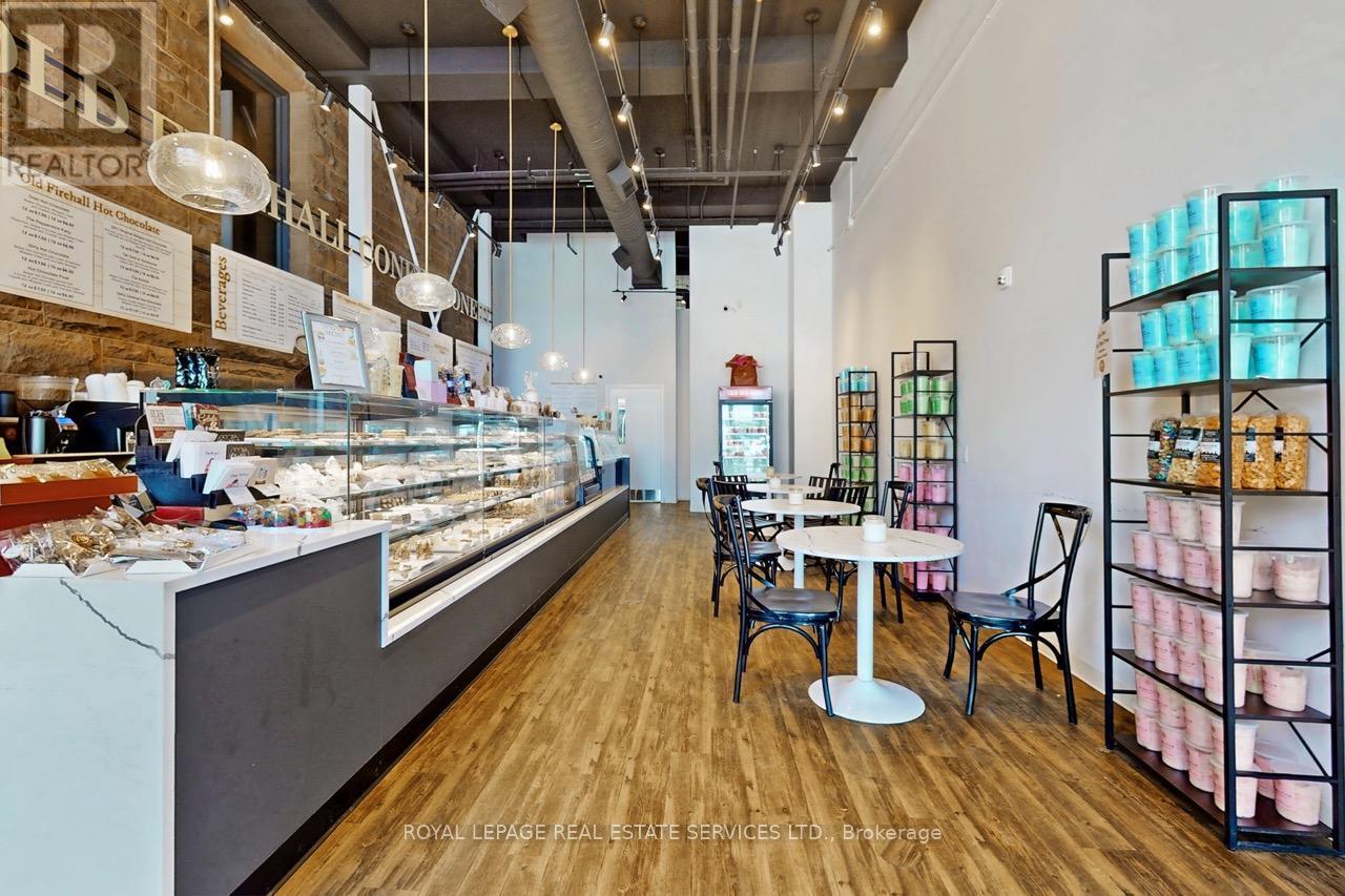 












35 KING STREET N

,
Waterloo,




Ontario
N2J2W9

