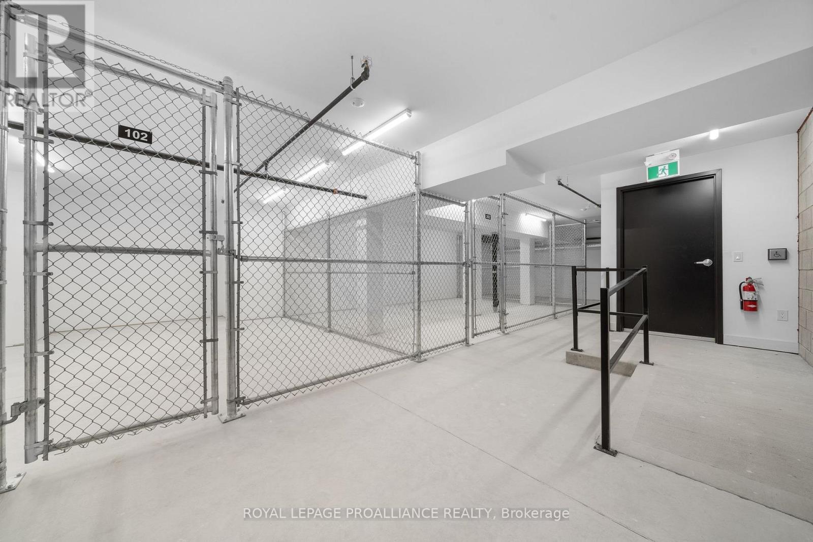 












302 - 941 CHARLES WILSON PARKWAY

,
Cobourg,




Ontario
K9A0L2

