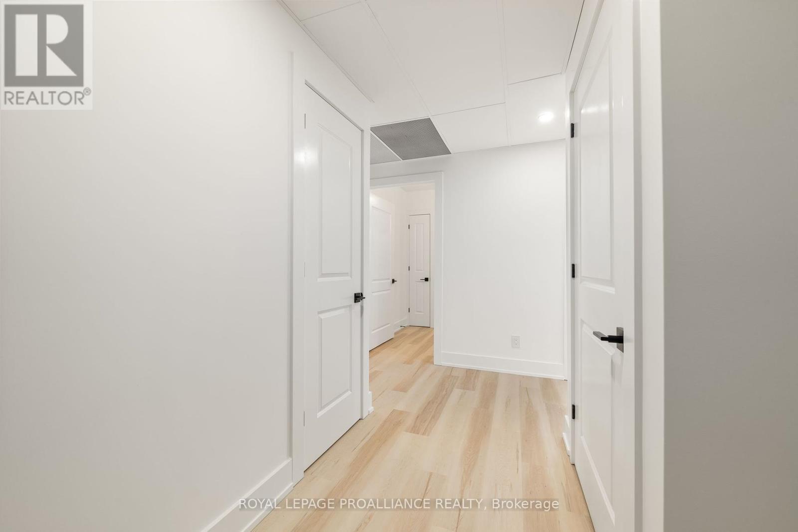 












302 - 941 CHARLES WILSON PARKWAY

,
Cobourg,




Ontario
K9A0L2

