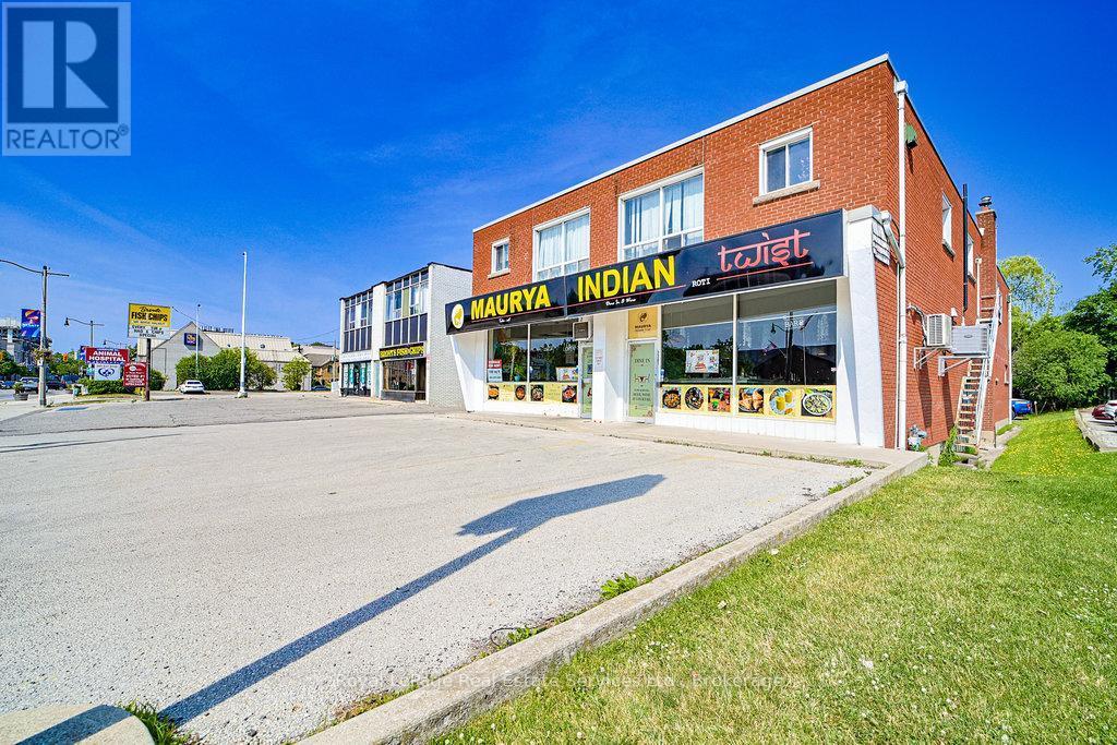 












2307 - 2309 LAKESHORE ROAD W

,
Oakville (BR Bronte),




Ontario
L6L1H2

