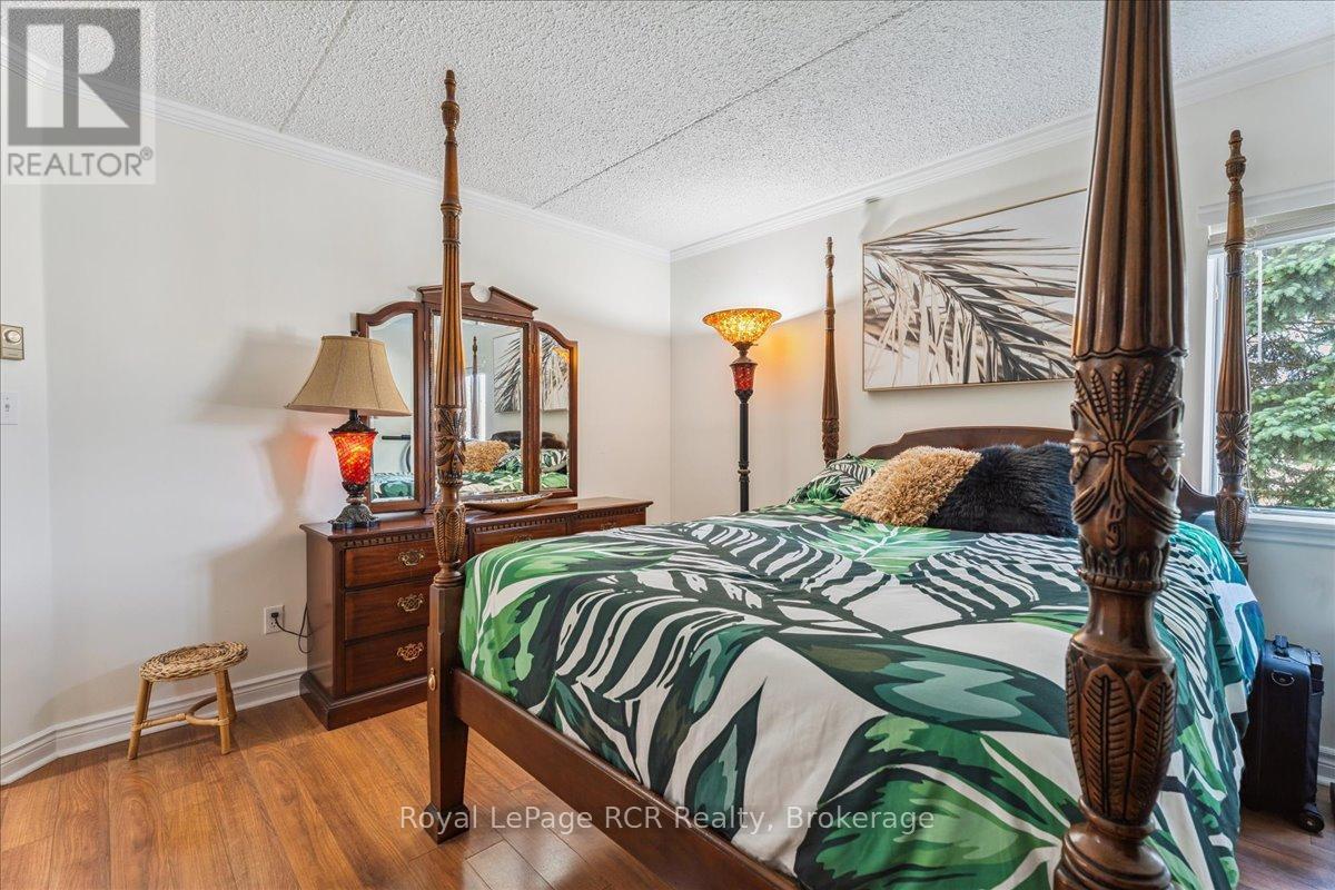 












301 - 1455 2ND AVENUE W

,
Owen Sound,




Ontario
N4K6V3

