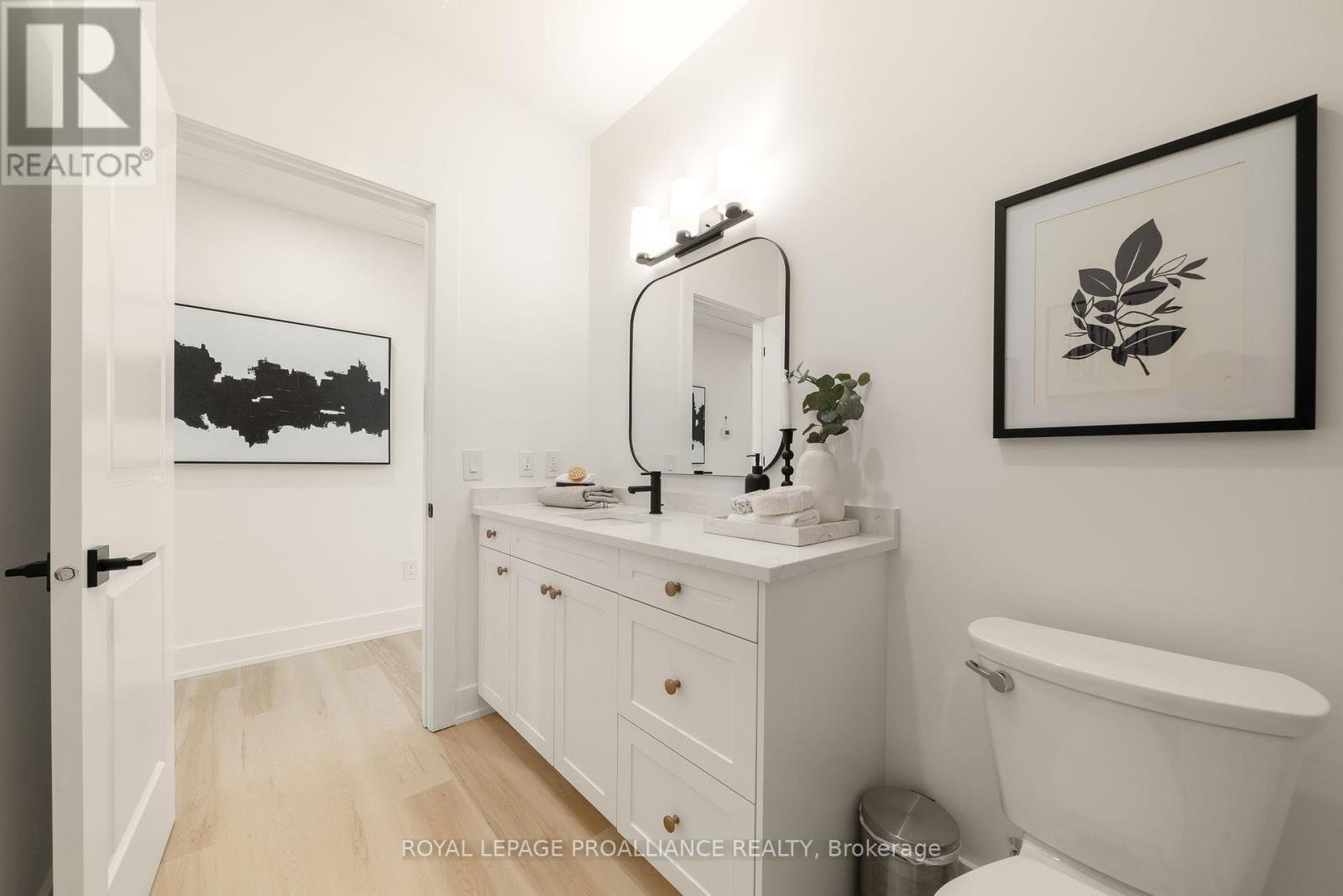 












201 - 941 CHARLES WILSON PARKWAY

,
Cobourg,




Ontario
K9A0L2

