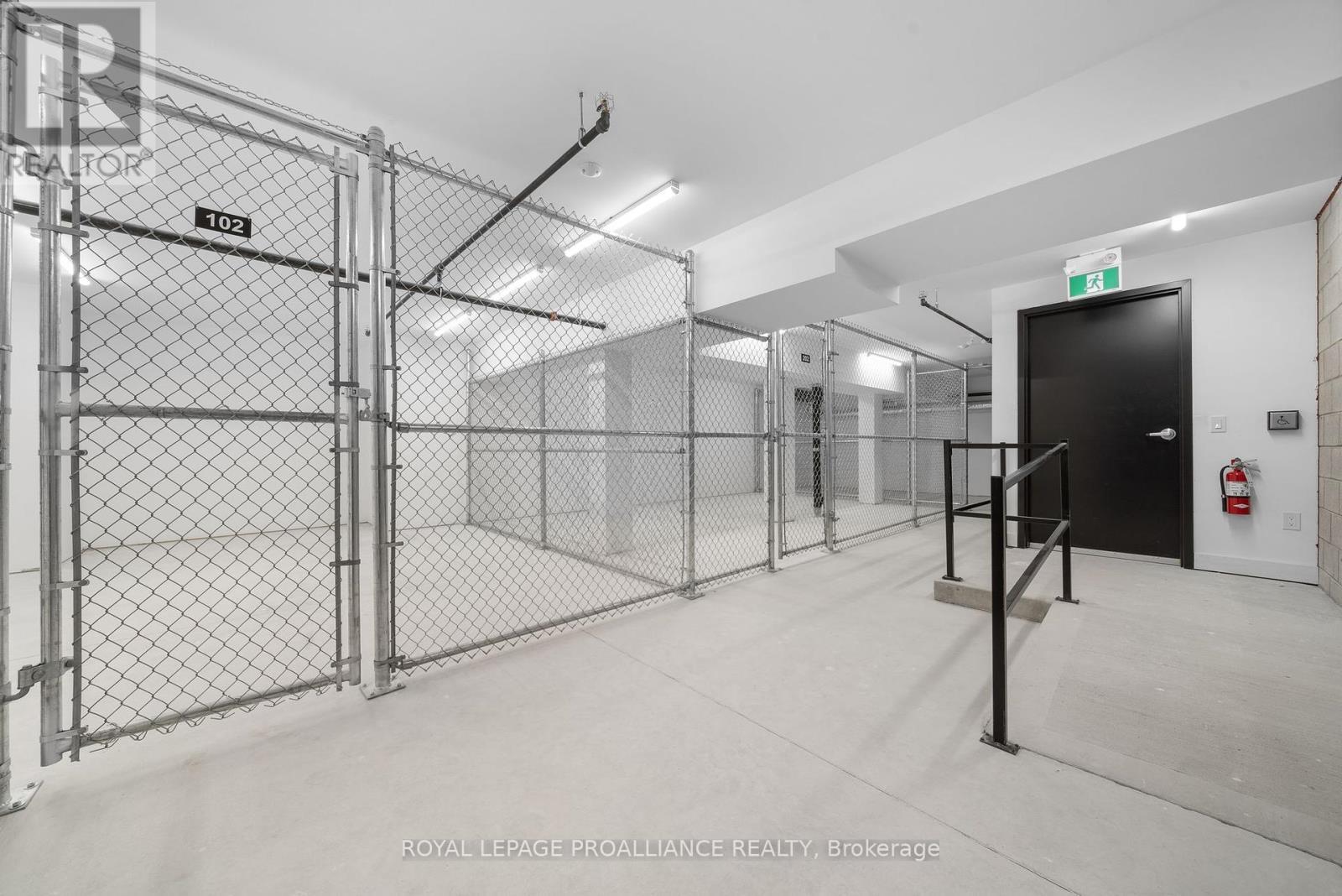 












201 - 941 CHARLES WILSON PARKWAY

,
Cobourg,




Ontario
K9A0L2

