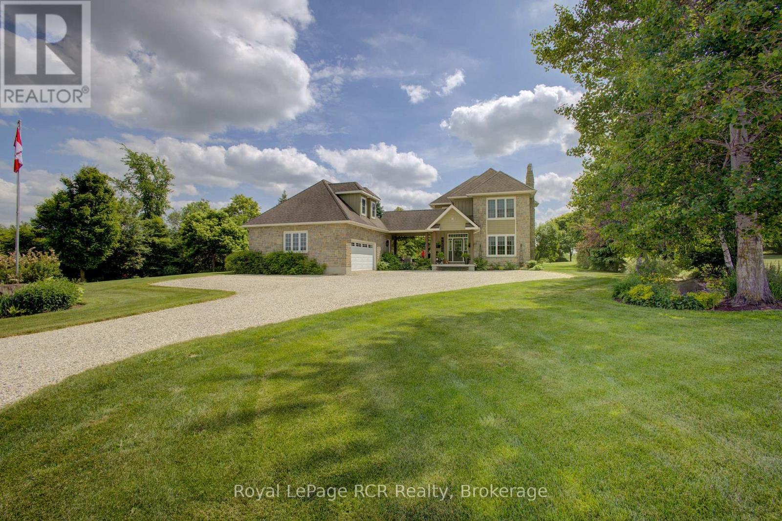 












8022 CONCESSION 16 ROAD

,
Mapleton,







Ontario
N0G1A0

