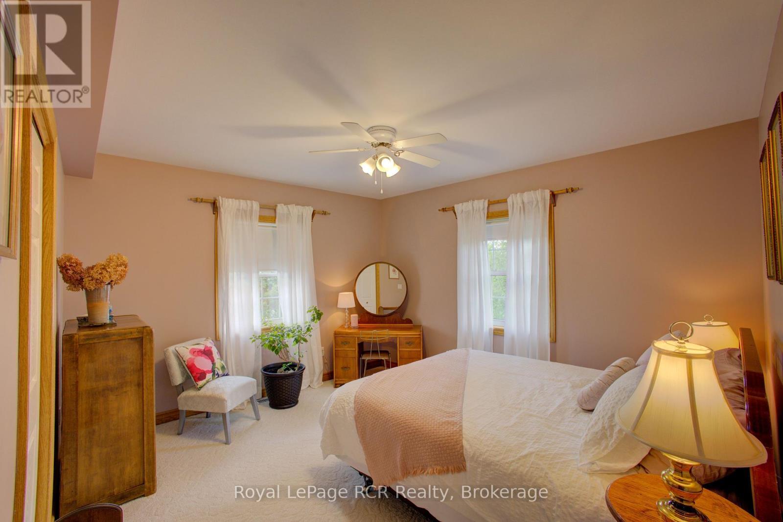 












8022 CONCESSION 16 ROAD

,
Mapleton,







Ontario
N0G1A0

