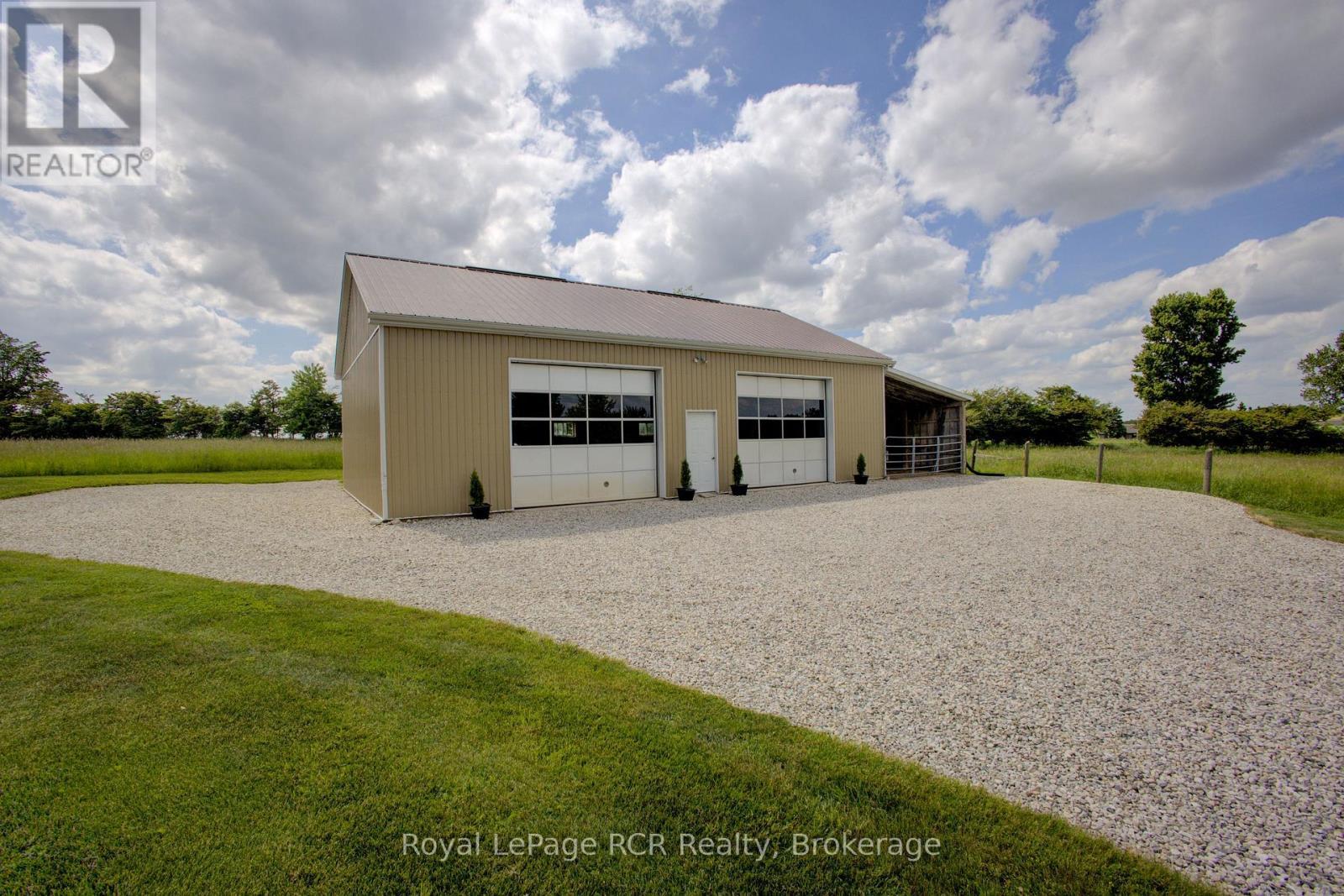 












8022 CONCESSION 16 ROAD

,
Mapleton,







Ontario
N0G1A0

