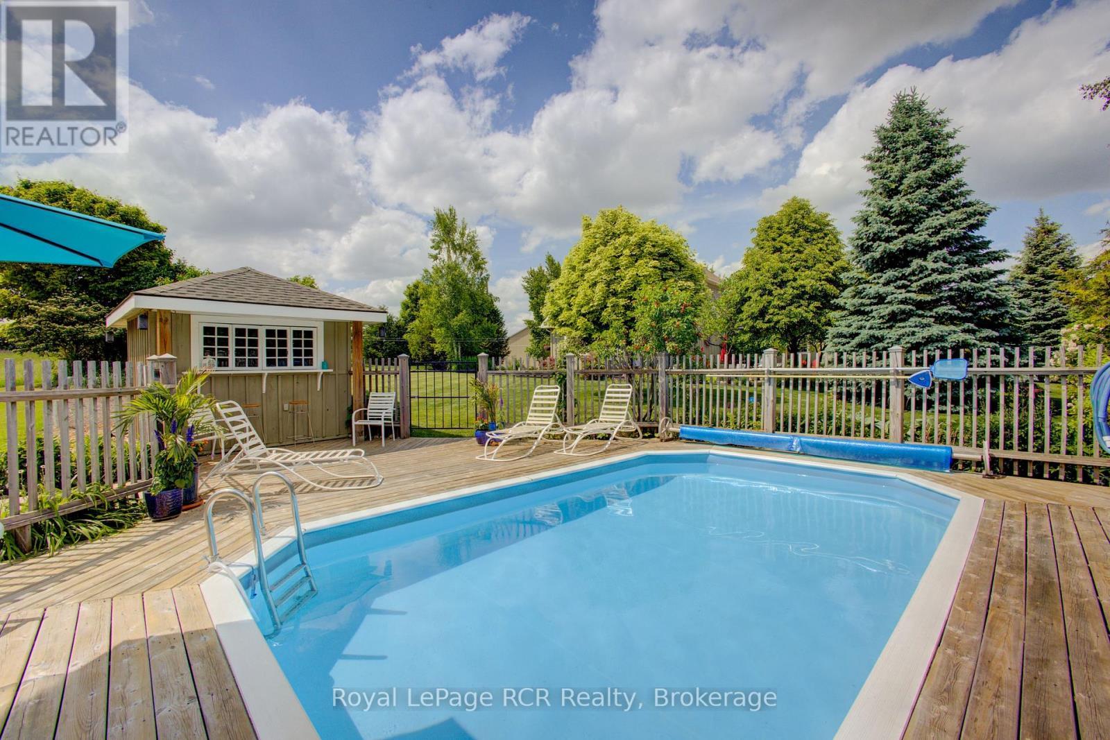 












8022 CONCESSION 16 ROAD

,
Mapleton,







Ontario
N0G1A0

