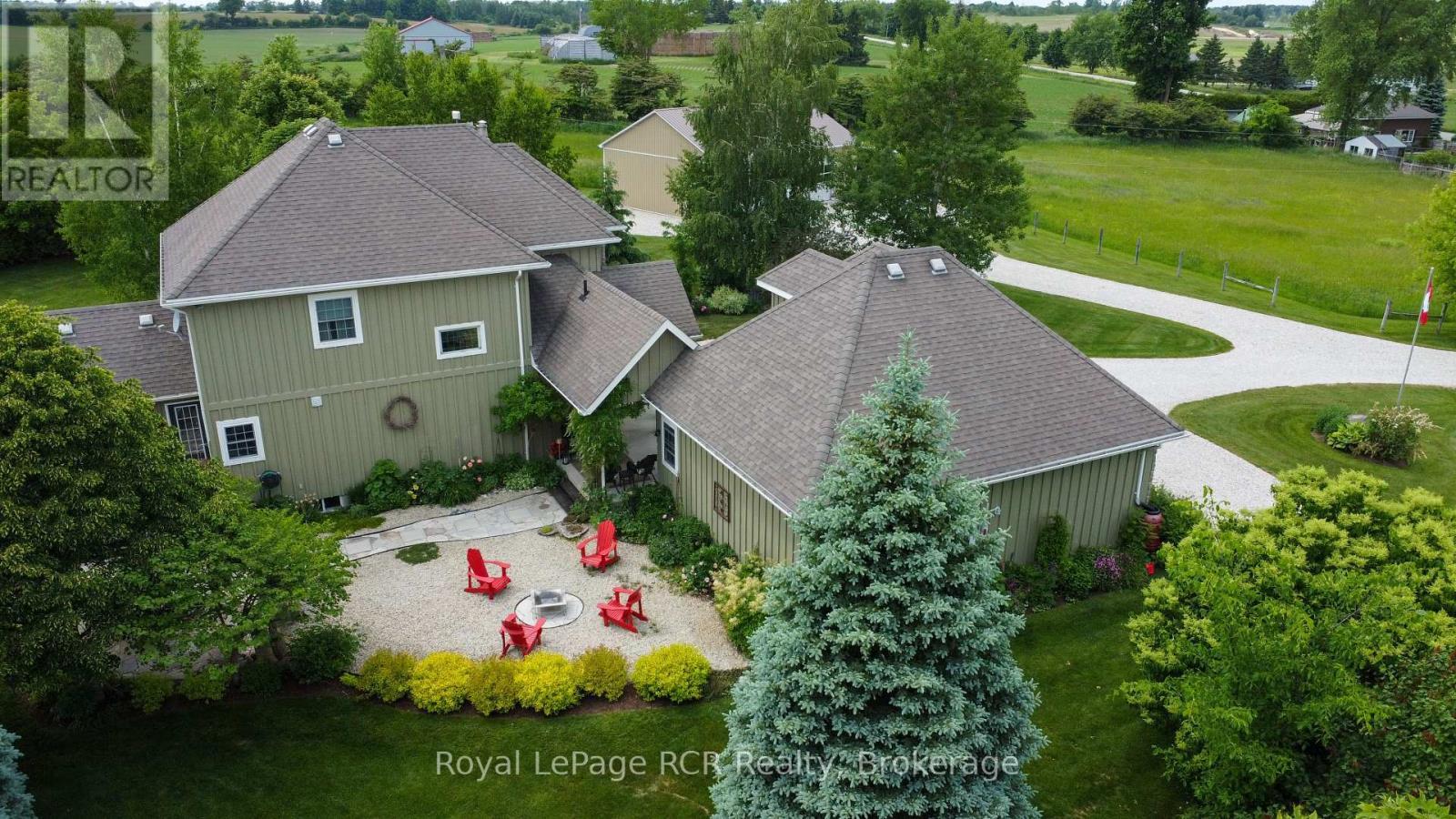 












8022 CONCESSION 16 ROAD

,
Mapleton,







Ontario
N0G1A0

