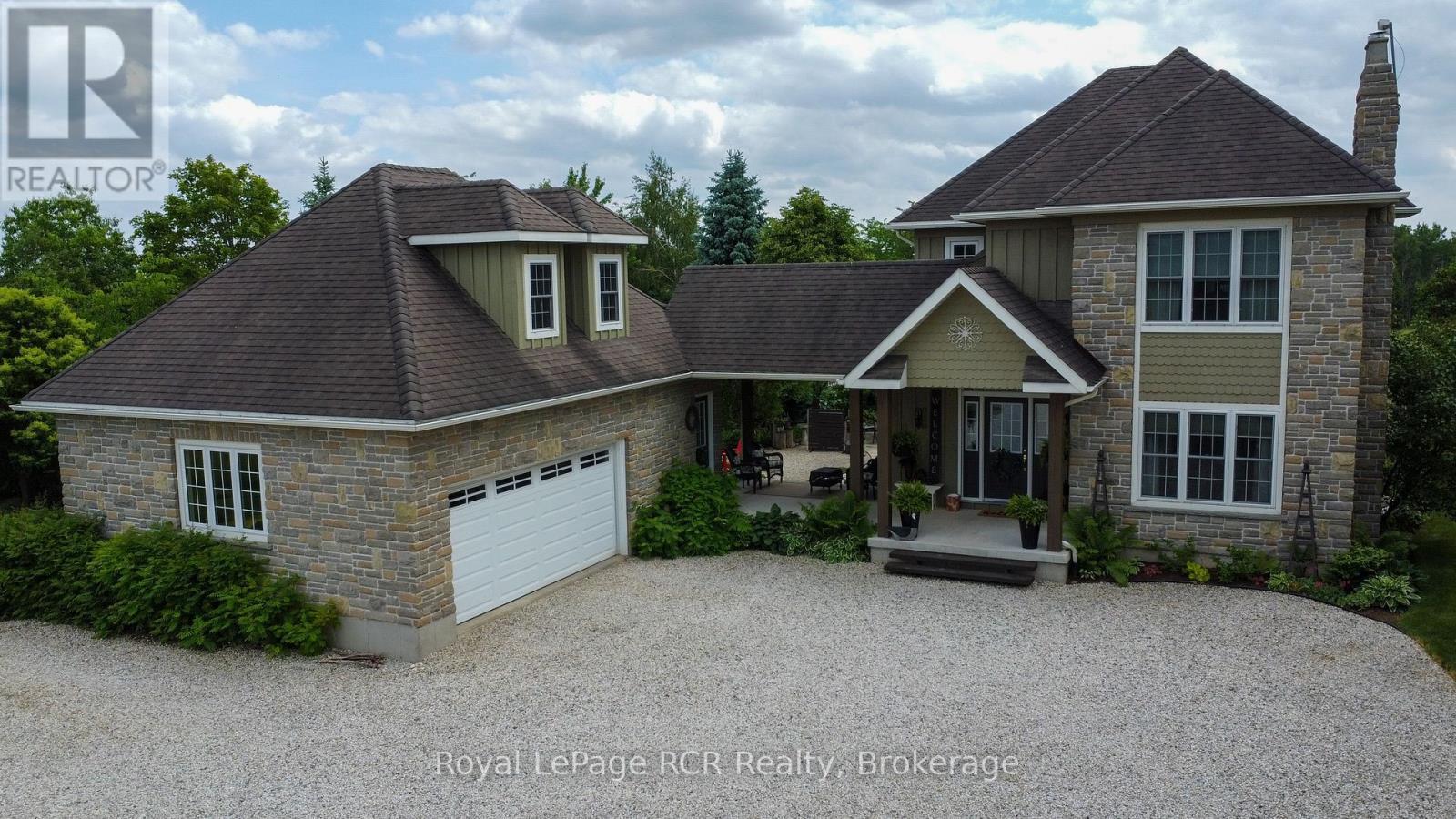












8022 CONCESSION 16 ROAD

,
Mapleton,







Ontario
N0G1A0


