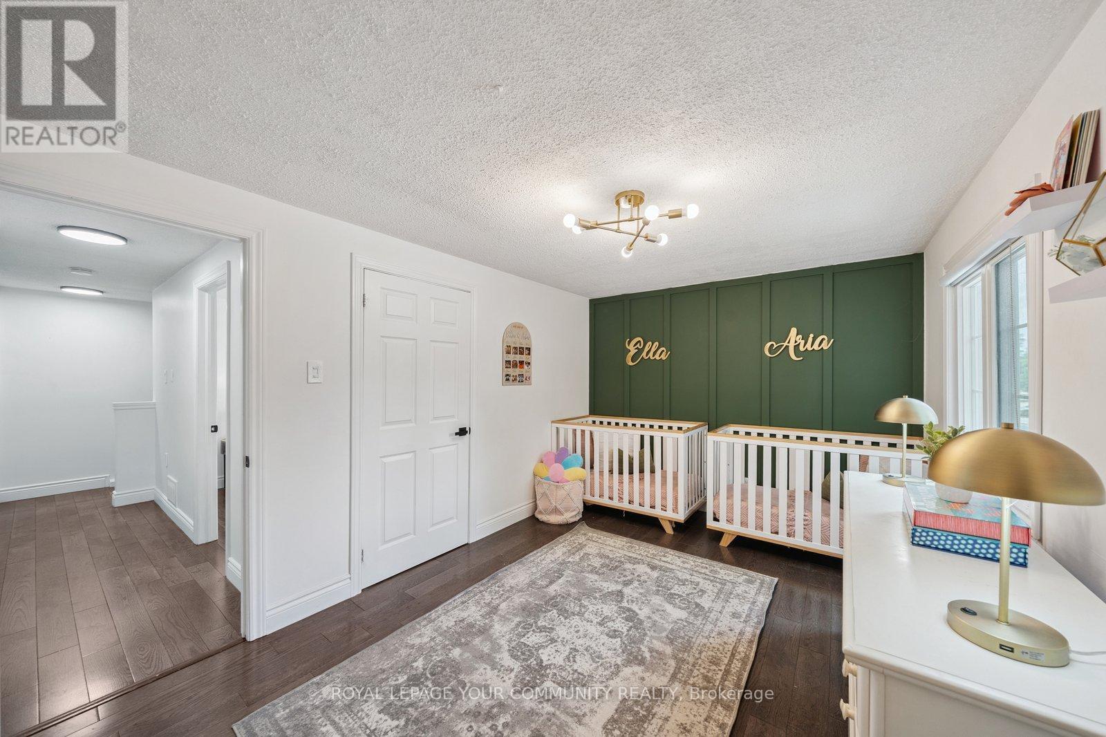 












249 WELDRICK ROAD W

,
Richmond Hill,




Ontario
L4C5J2

