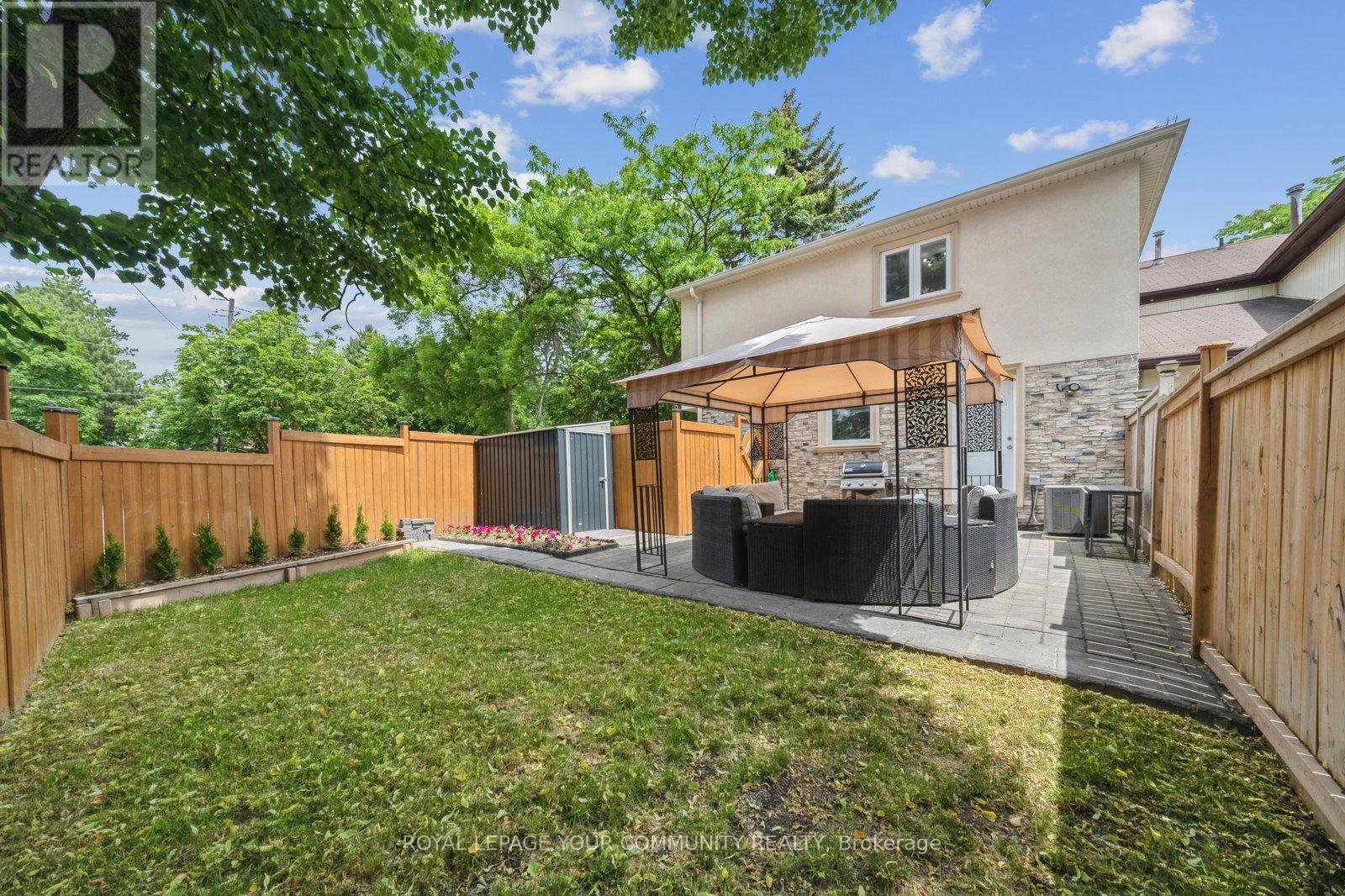 












249 WELDRICK ROAD W

,
Richmond Hill,




Ontario
L4C5J2

