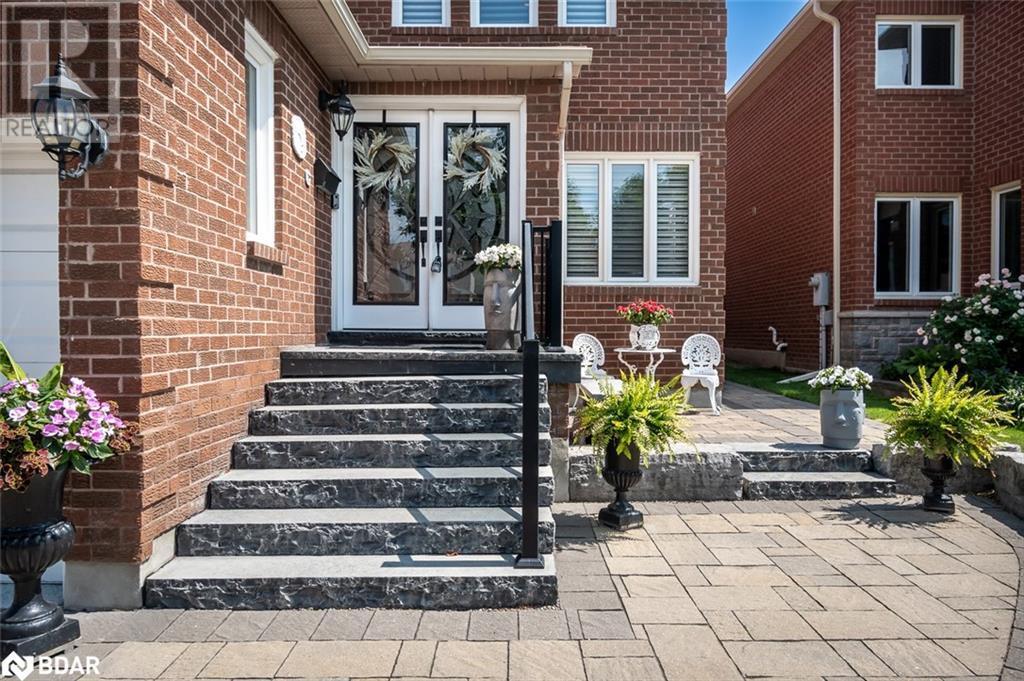 












5971 GROSSBEAK Drive

,
Mississauga,




Ontario
L5N6B3

