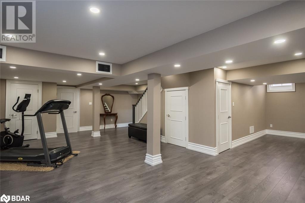












5971 GROSSBEAK Drive

,
Mississauga,




Ontario
L5N6B3


