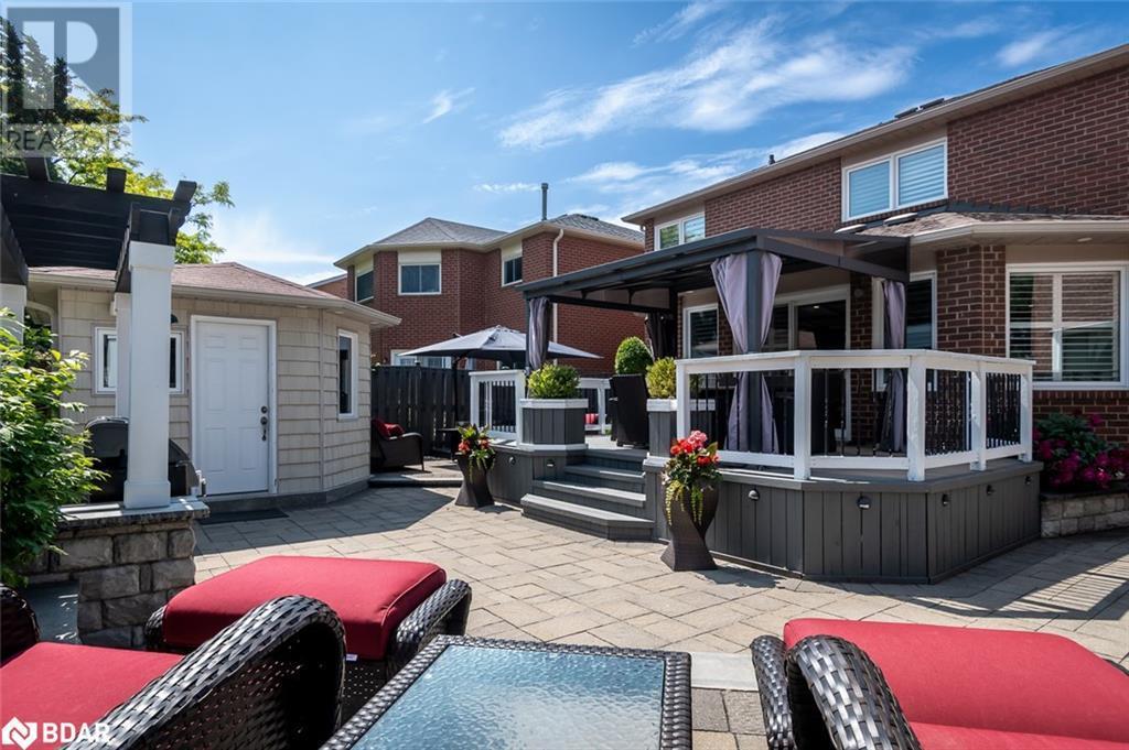 












5971 GROSSBEAK Drive

,
Mississauga,




Ontario
L5N6B3


