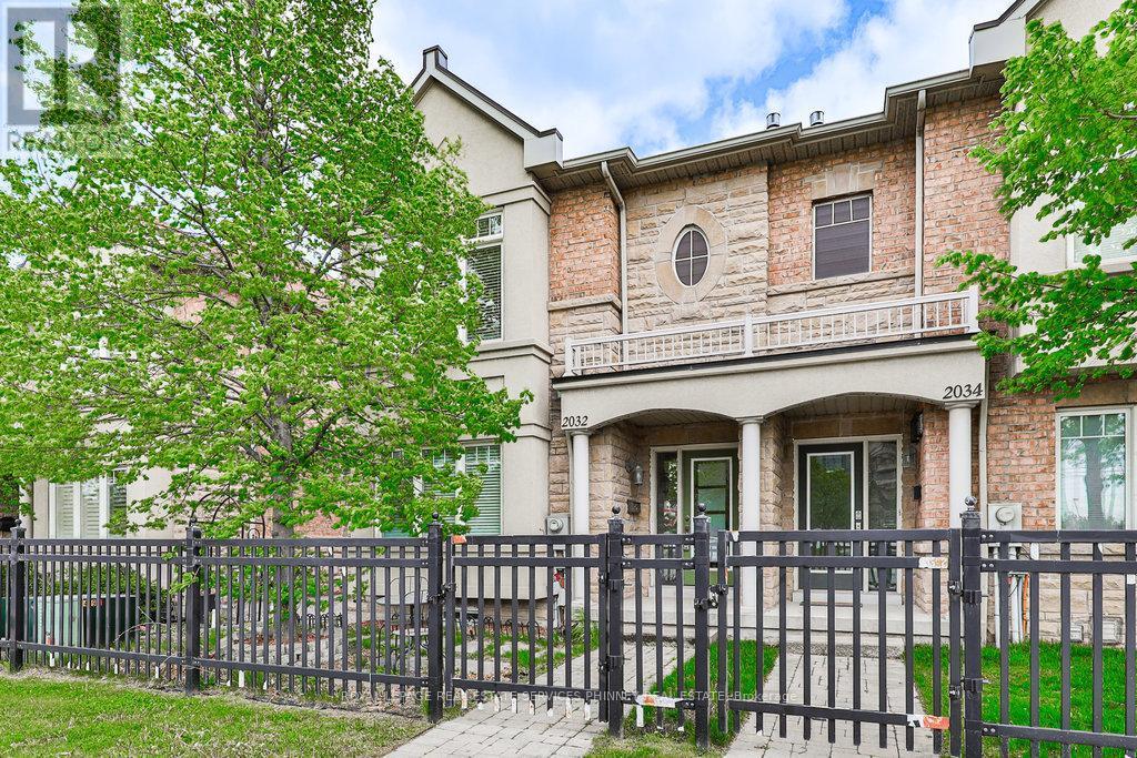 












2032 LAKESHORE ROAD W

,
Mississauga,




Ontario
L5J1J8

