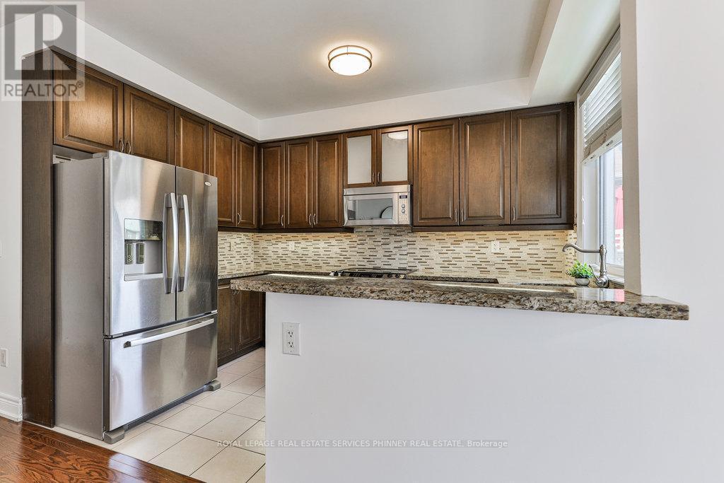 












2032 LAKESHORE ROAD W

,
Mississauga,




Ontario
L5J1J8

