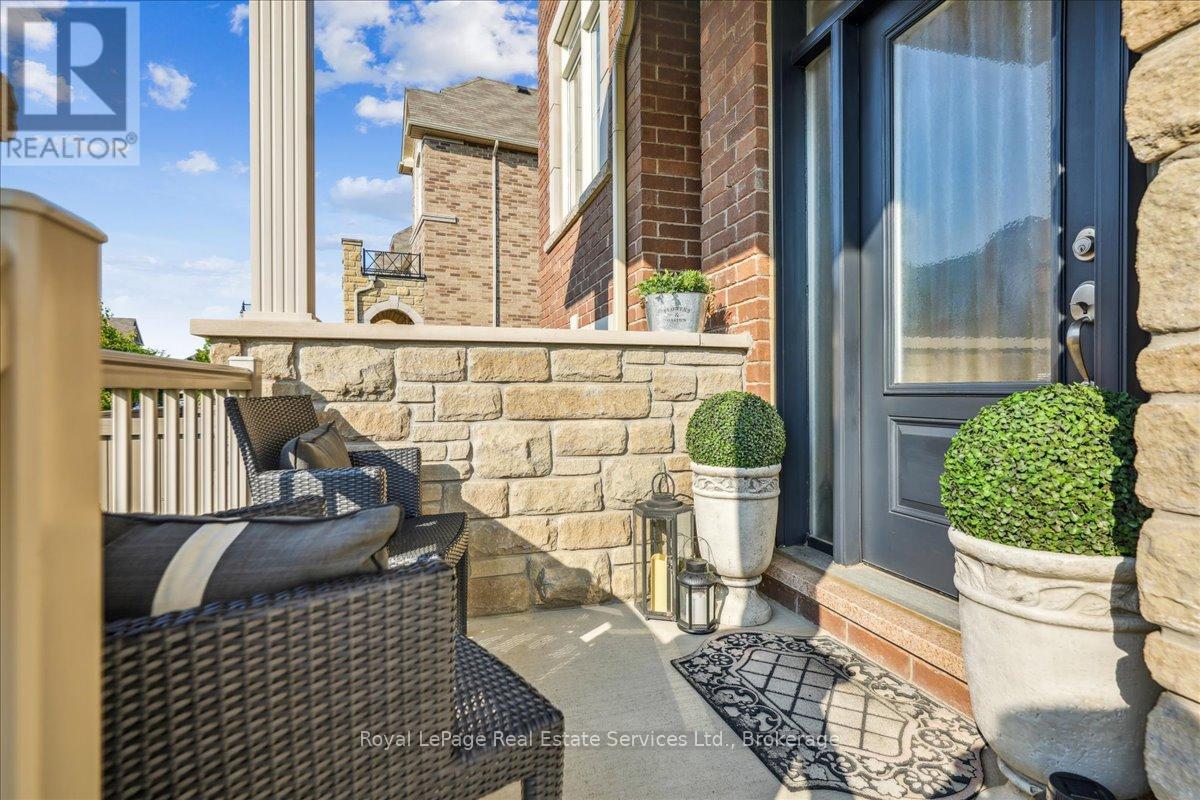 












37 ROCKMAN CRESCENT

,
Brampton (Northwest Brampton),




Ontario
L7A0B5

