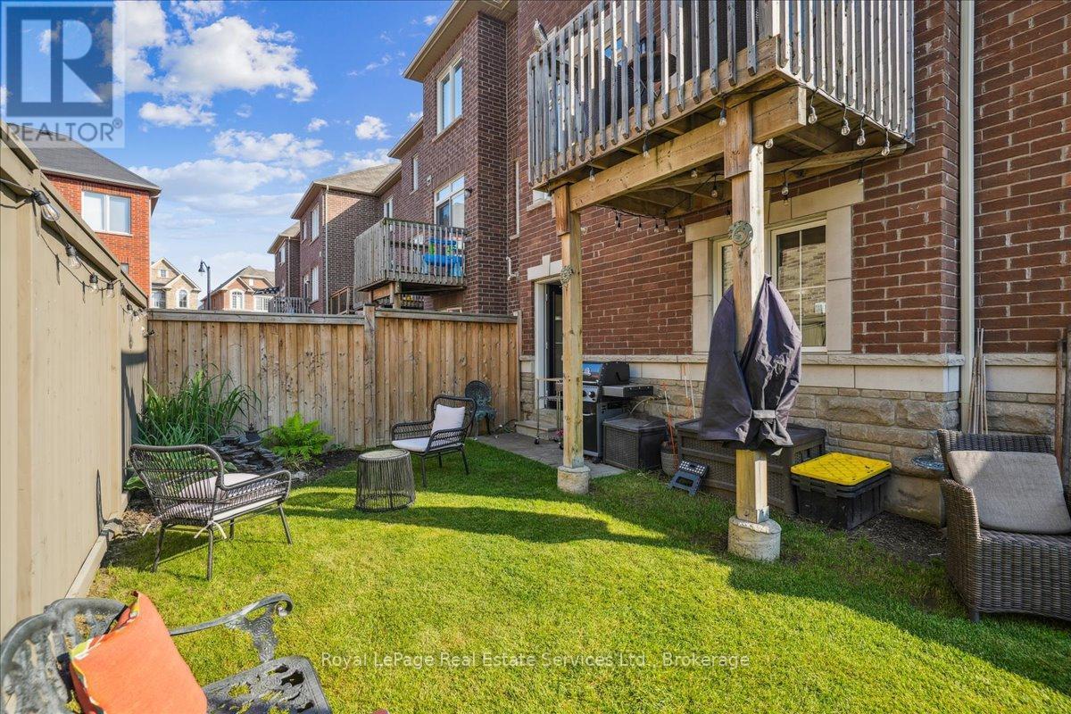 












37 ROCKMAN CRESCENT

,
Brampton (Northwest Brampton),




Ontario
L7A0B5

