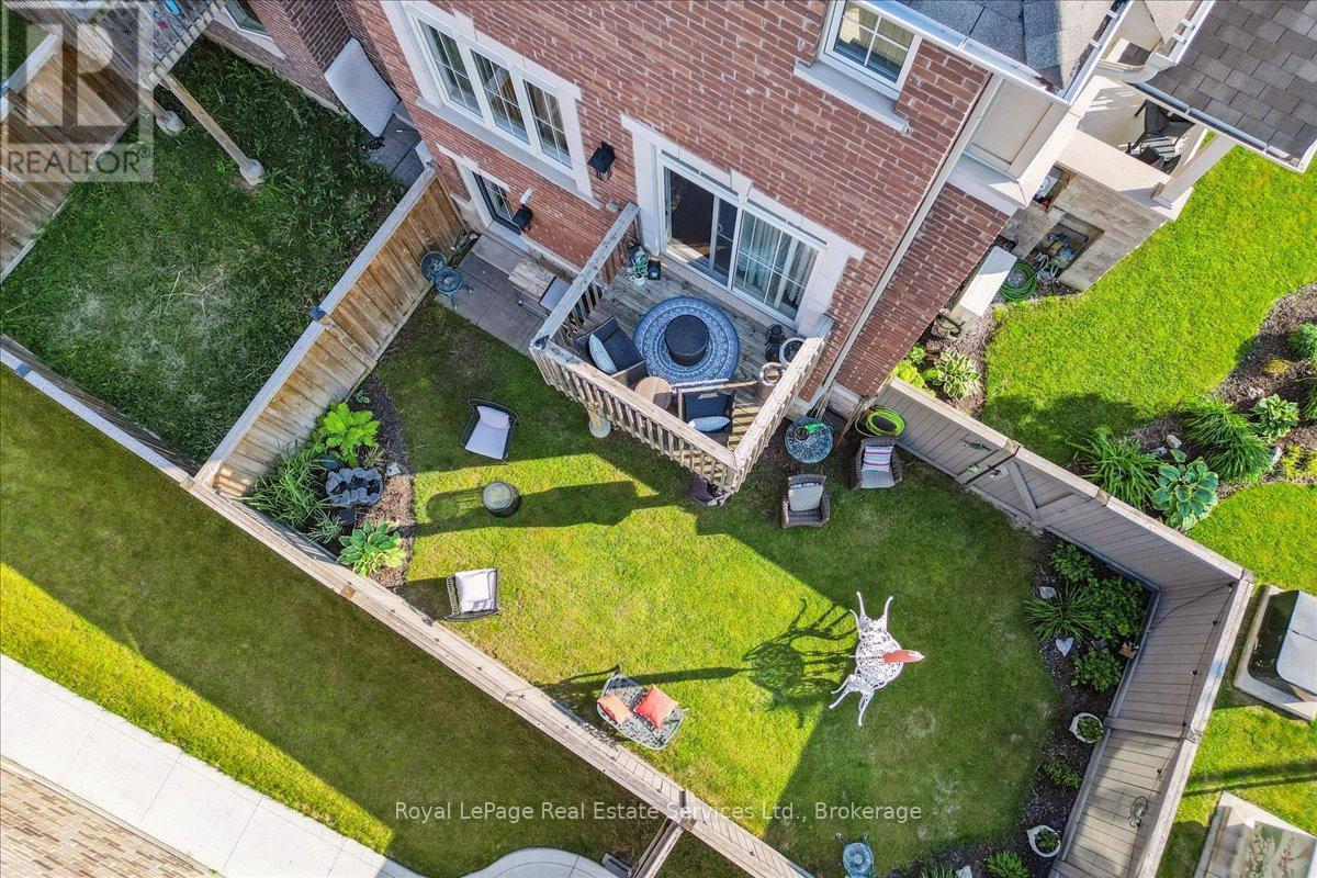 












37 ROCKMAN CRESCENT

,
Brampton (Northwest Brampton),




Ontario
L7A0B5

