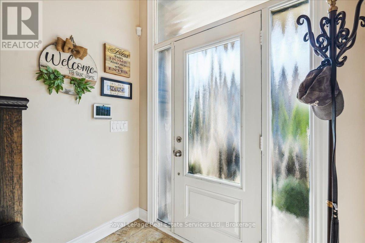 












37 ROCKMAN CRESCENT

,
Brampton (Northwest Brampton),




Ontario
L7A0B5

