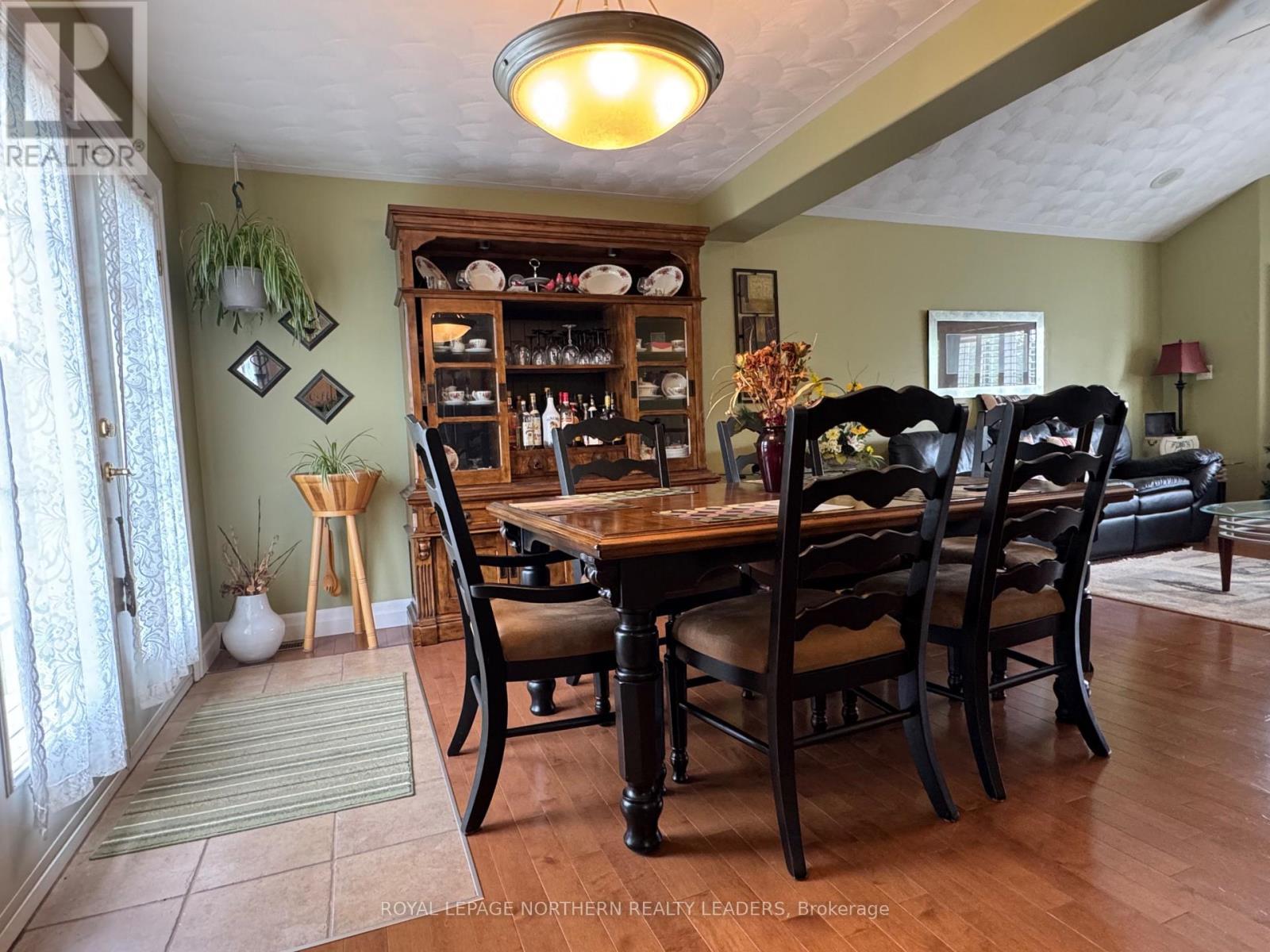 












1110 SANDY FALLS ROAD

,
Timmins (MTJ - 101 West),




Ontario
P4N7C3

