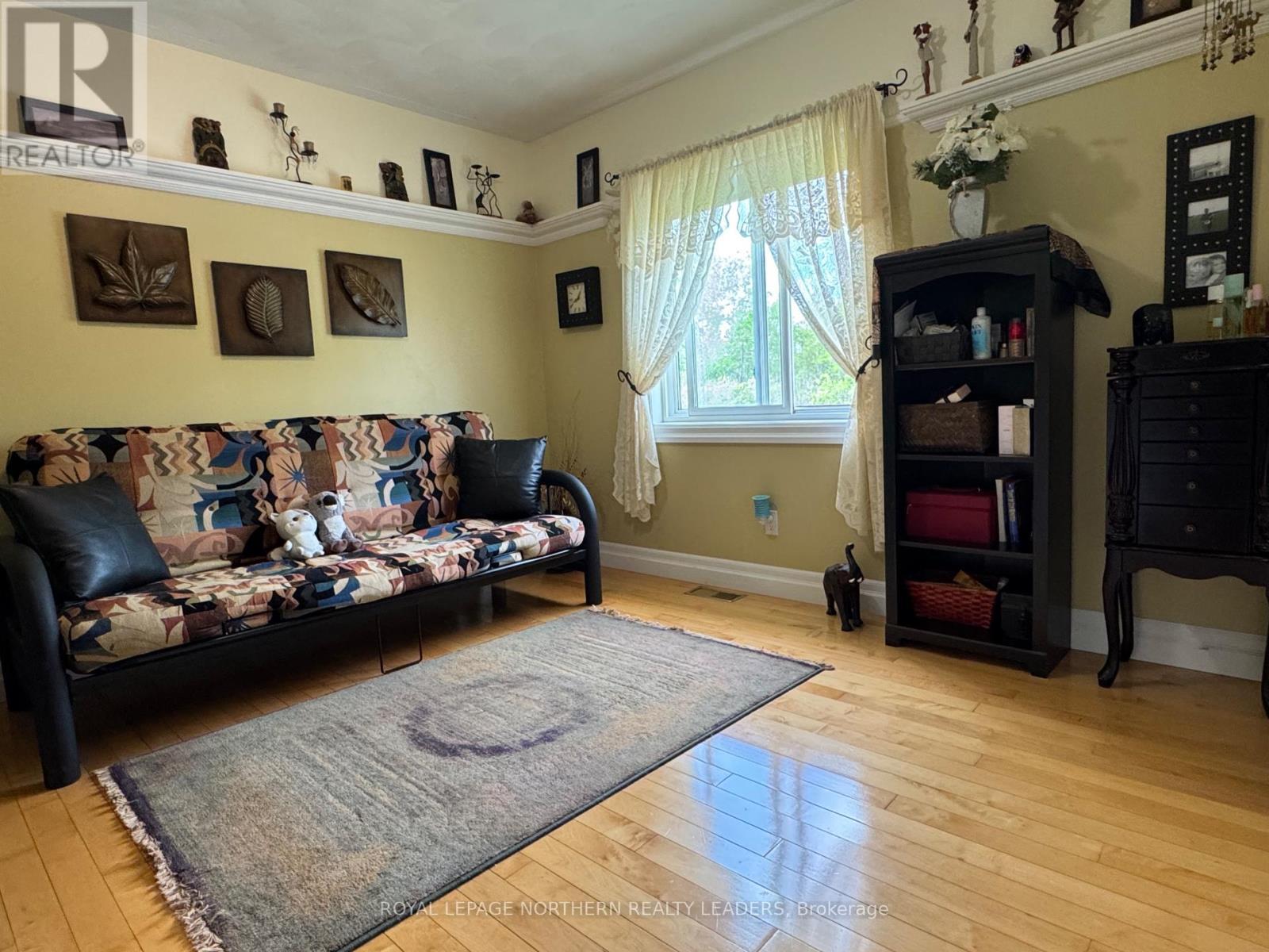












1110 SANDY FALLS ROAD

,
Timmins (MTJ - 101 West),




Ontario
P4N7C3

