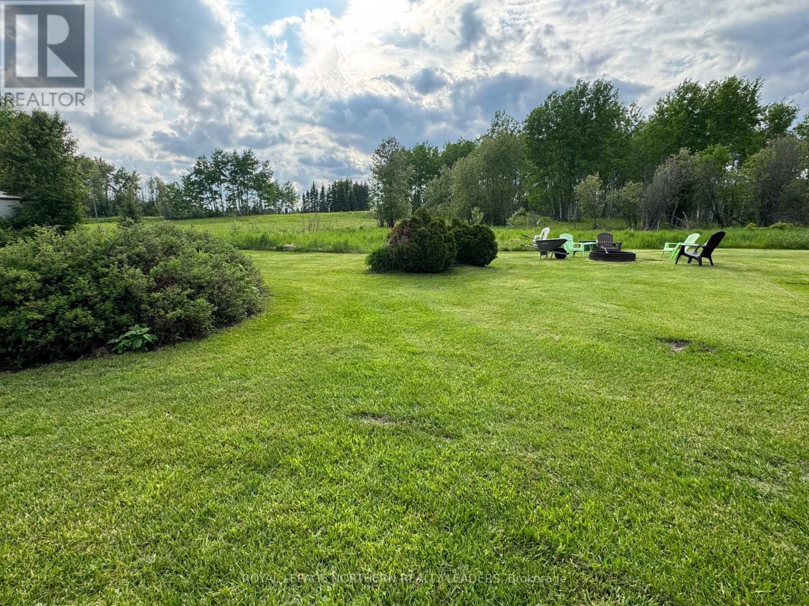 












1110 SANDY FALLS ROAD

,
Timmins (MTJ - 101 West),




Ontario
P4N7C3


