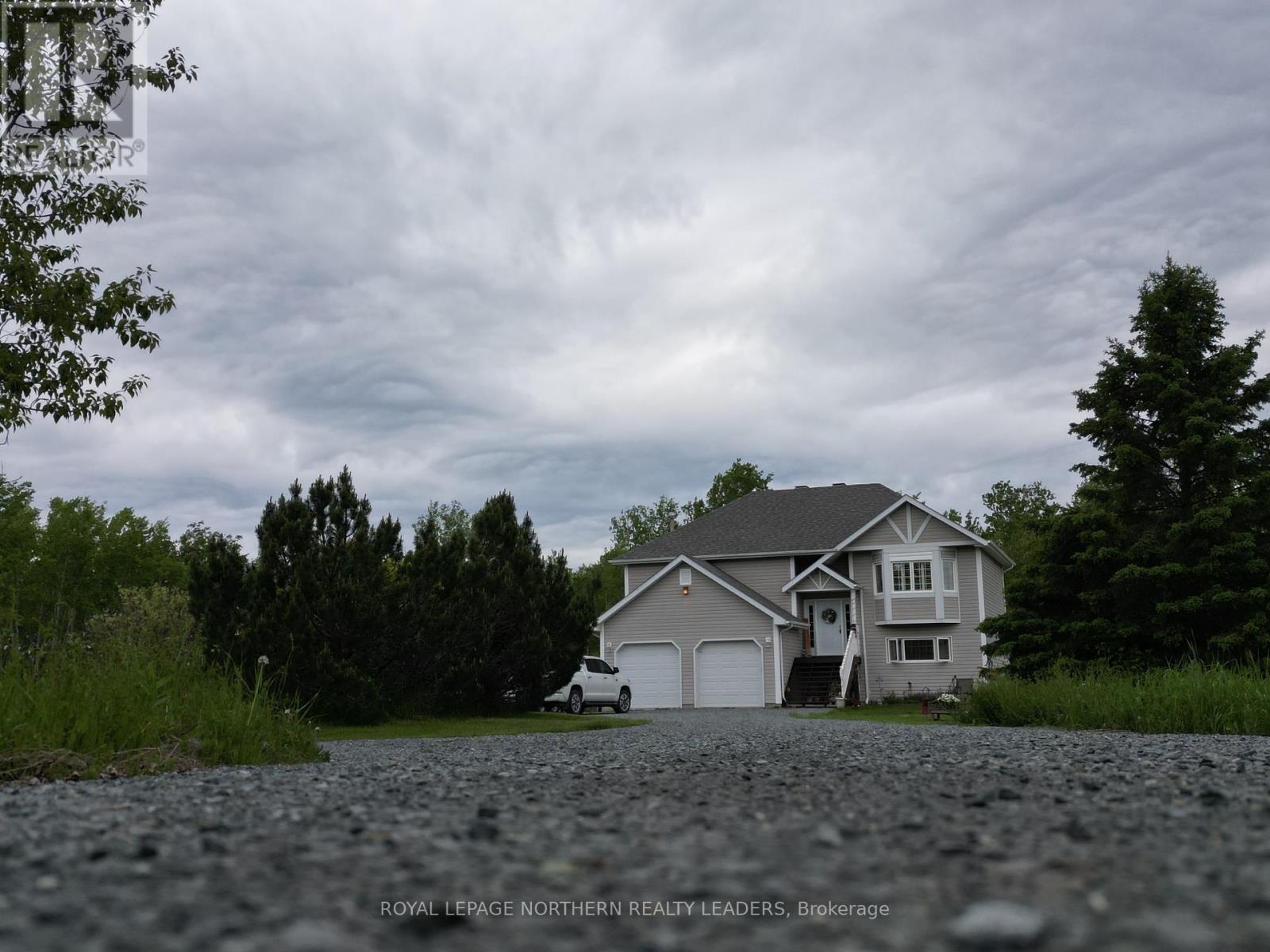 












1110 SANDY FALLS ROAD

,
Timmins (MTJ - 101 West),




Ontario
P4N7C3

