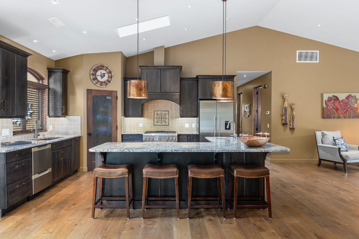 









4335


Maxwell

Road,
Peachland,




BC
V0H 1X3

