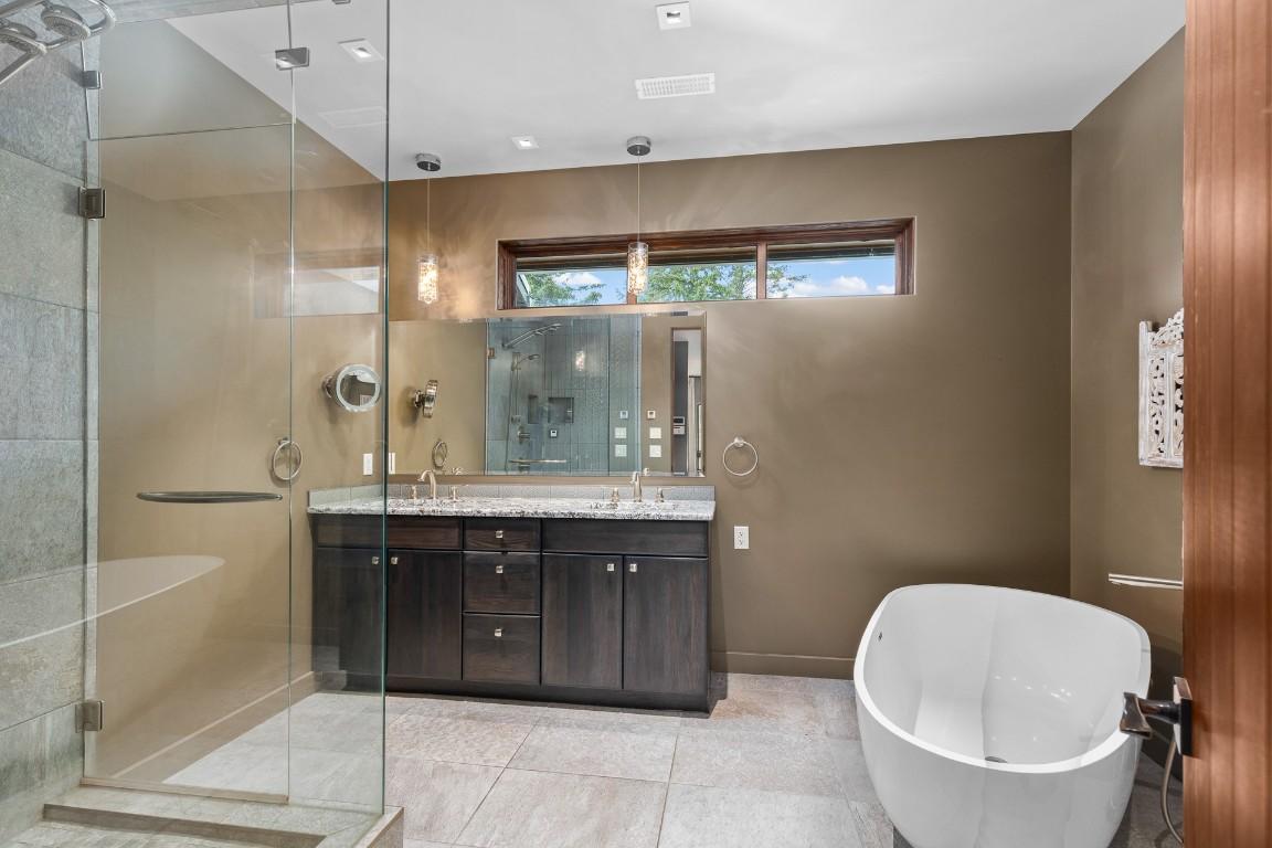 









4335


Maxwell

Road,
Peachland,




BC
V0H 1X3

