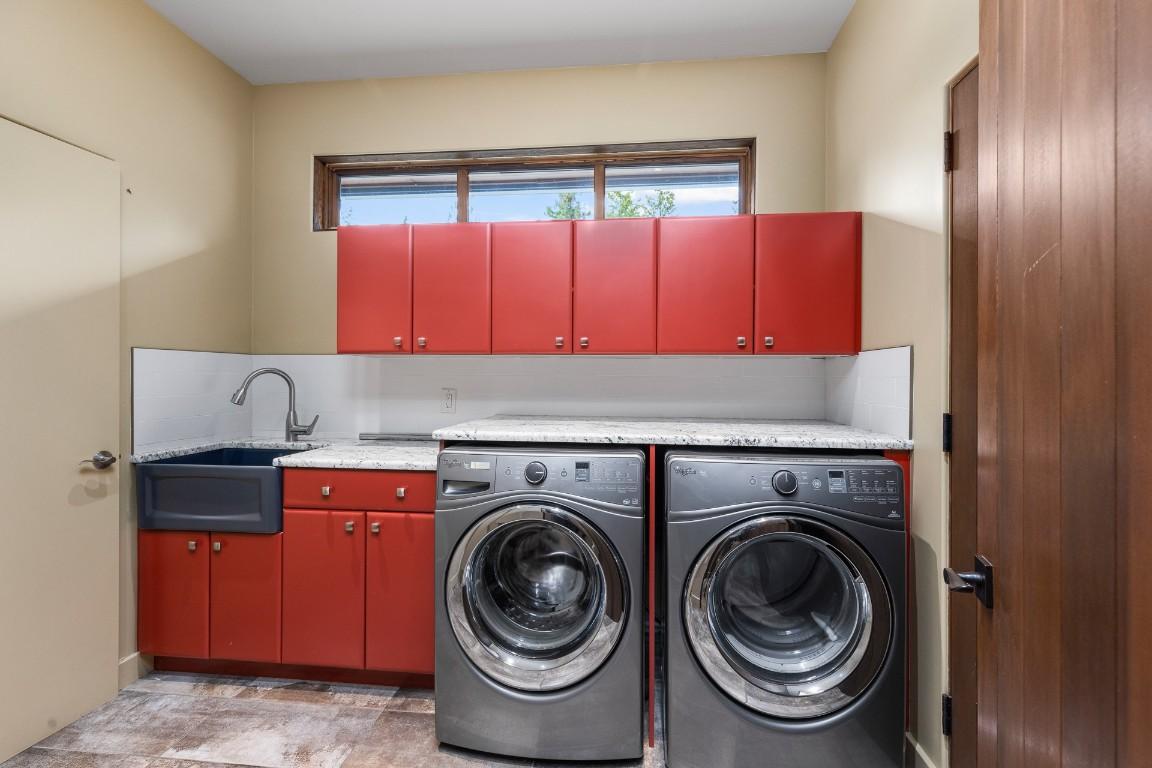 









4335


Maxwell

Road,
Peachland,




BC
V0H 1X3

