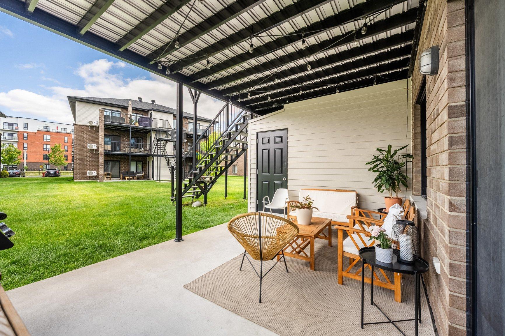 









11


Rue Rémi-Dansereau

, 1,
Beloeil,




QC
J3G0L8


