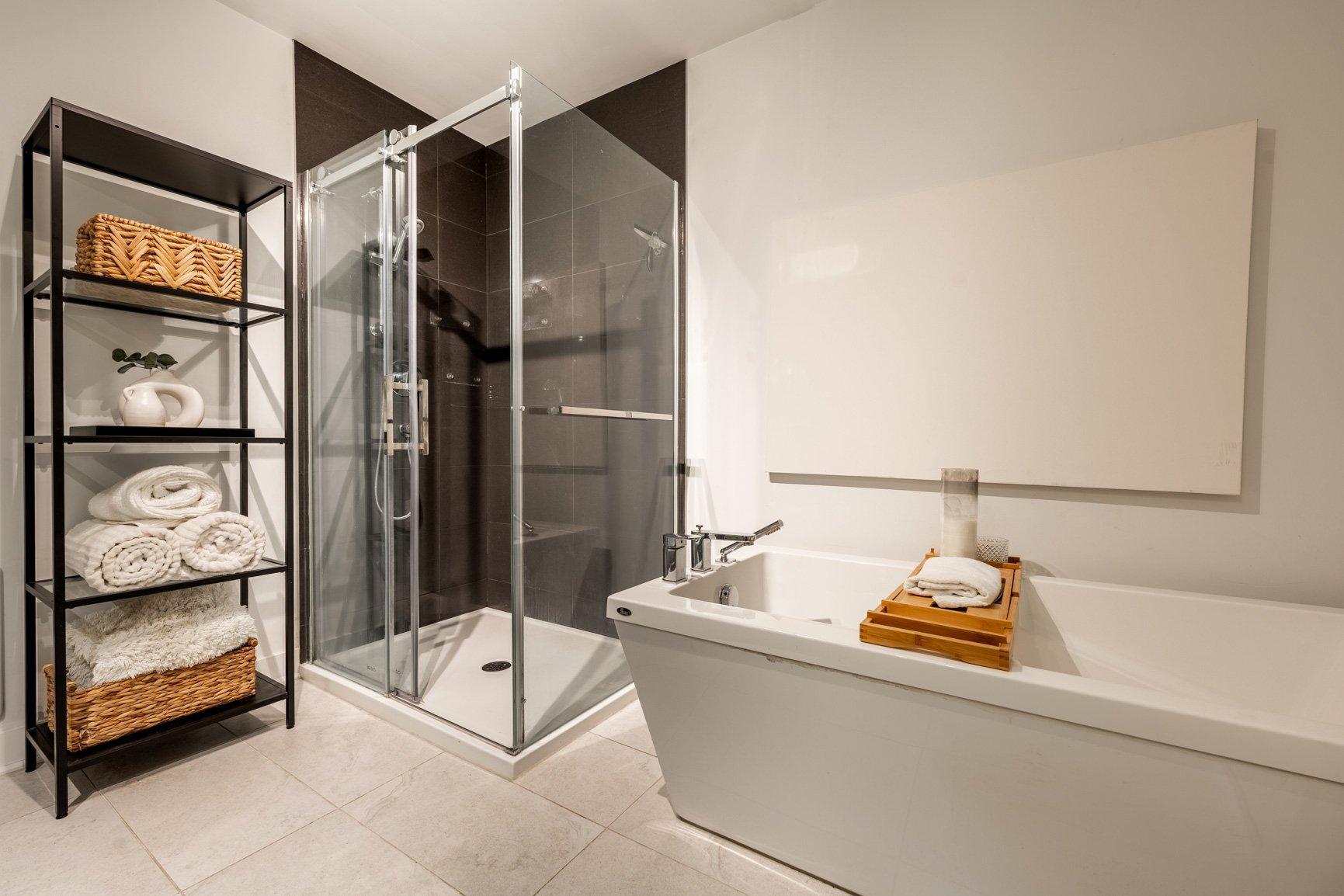 









11


Rue Rémi-Dansereau

, 1,
Beloeil,




QC
J3G0L8

