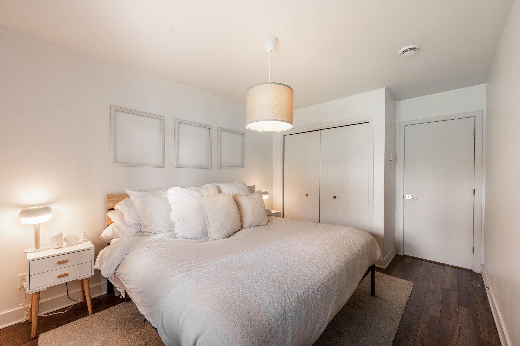 









11


Rue Rémi-Dansereau

, 1,
Beloeil,




QC
J3G0L8


