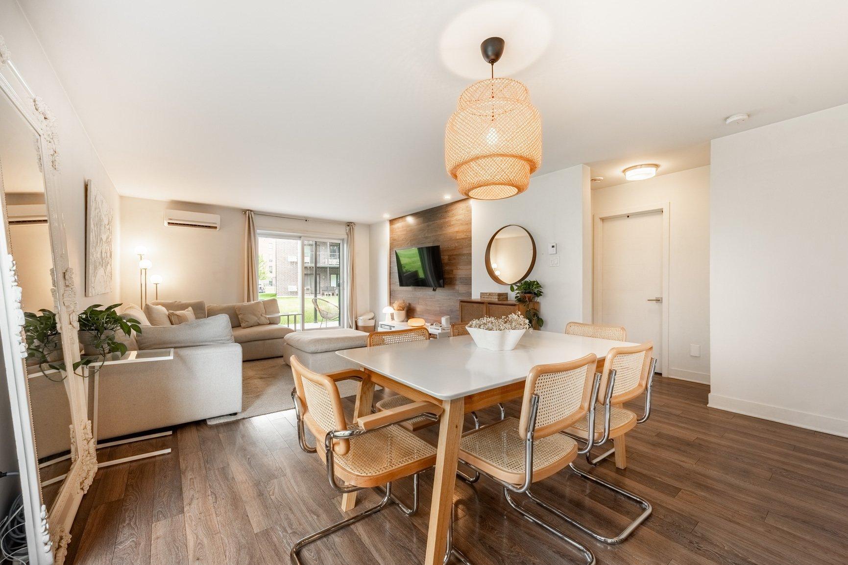 









11


Rue Rémi-Dansereau

, 1,
Beloeil,




QC
J3G0L8

