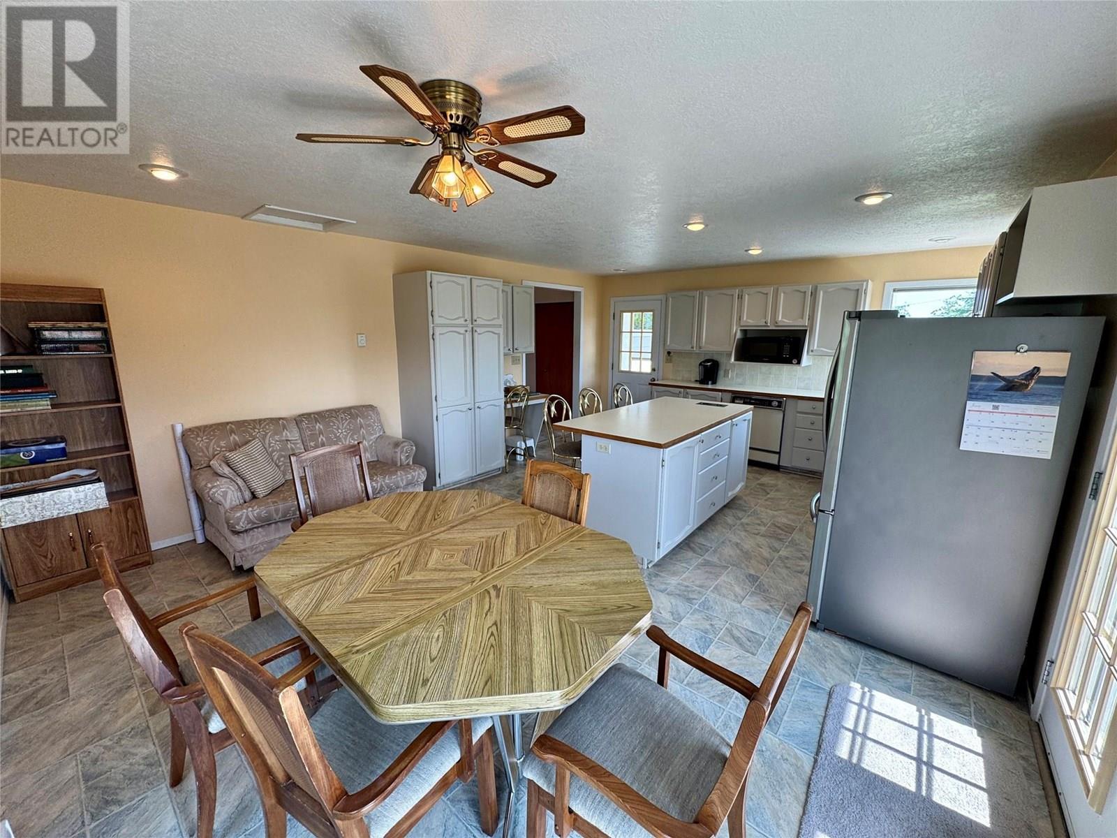 












1209 112 Avenue

,
Dawson Creek,




British Columbia
V1G2Y4

