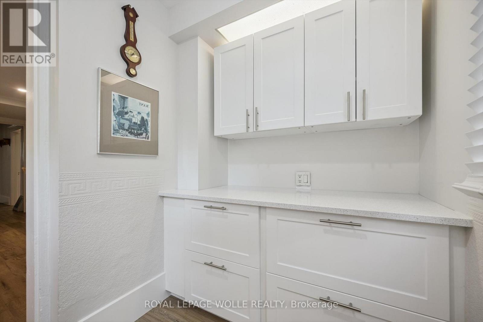 












180 DAVID STREET

,
Kitchener,




Ontario
N2G1Y5

