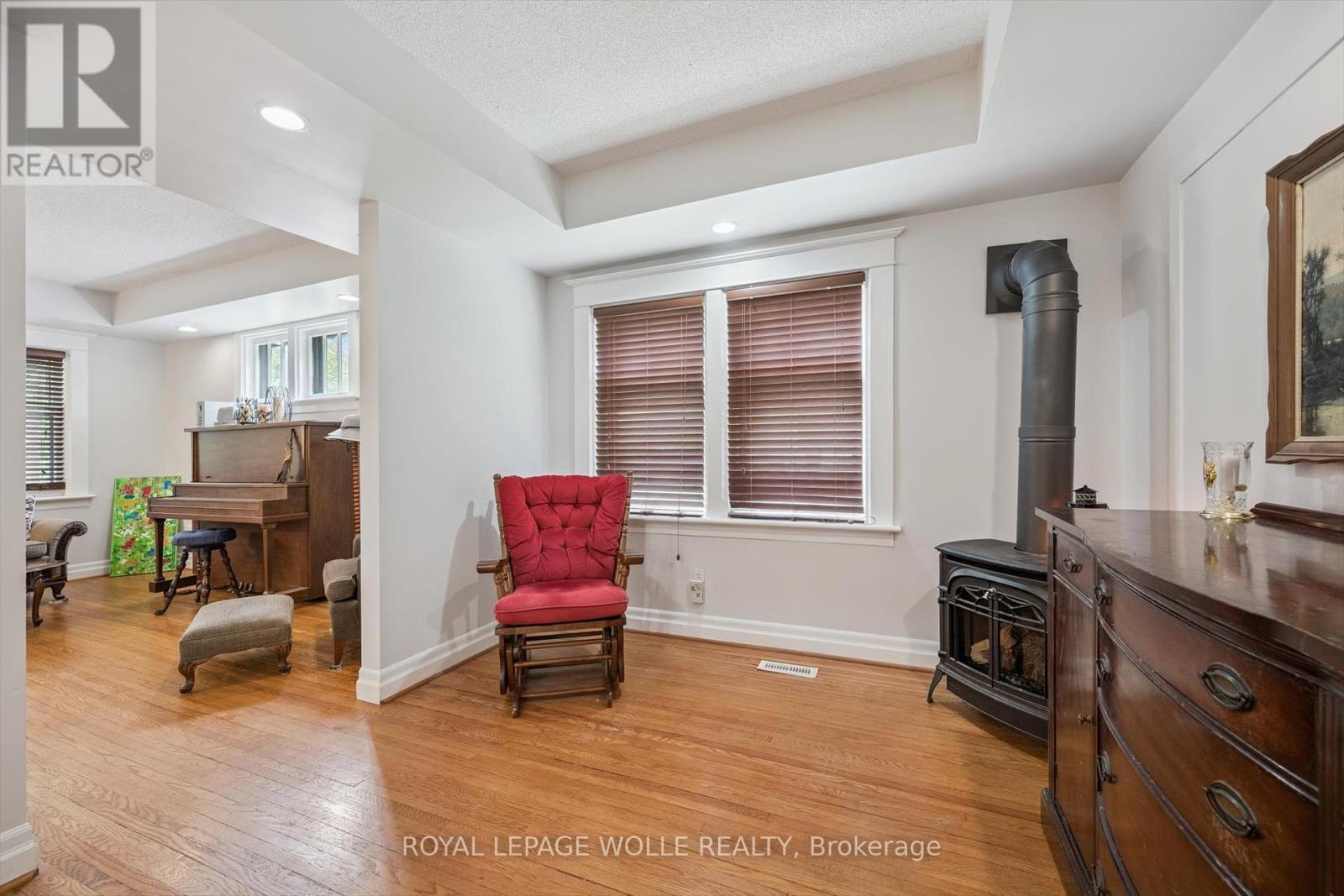 












180 DAVID STREET

,
Kitchener,




Ontario
N2G1Y5


