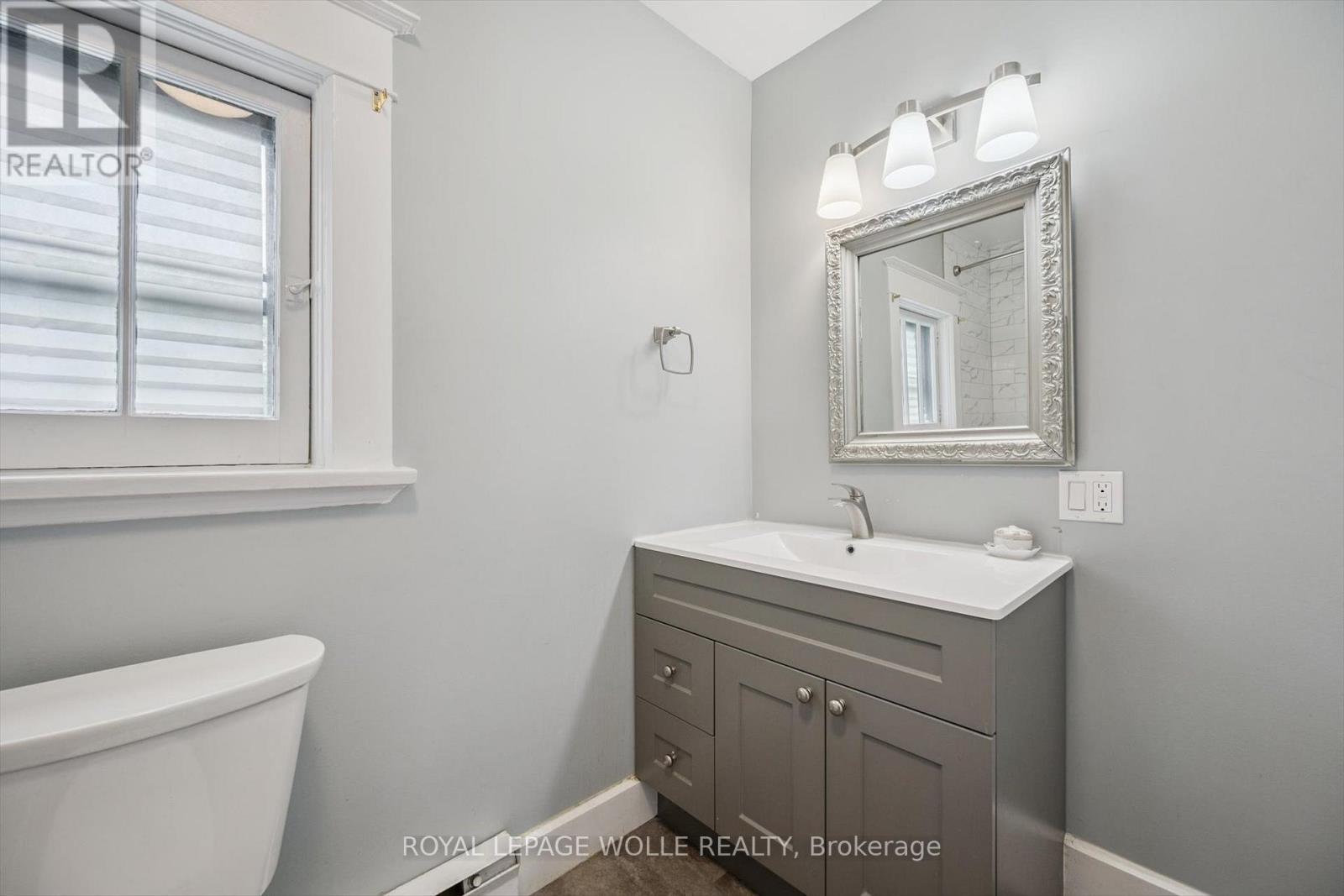












180 DAVID STREET

,
Kitchener,




Ontario
N2G1Y5

