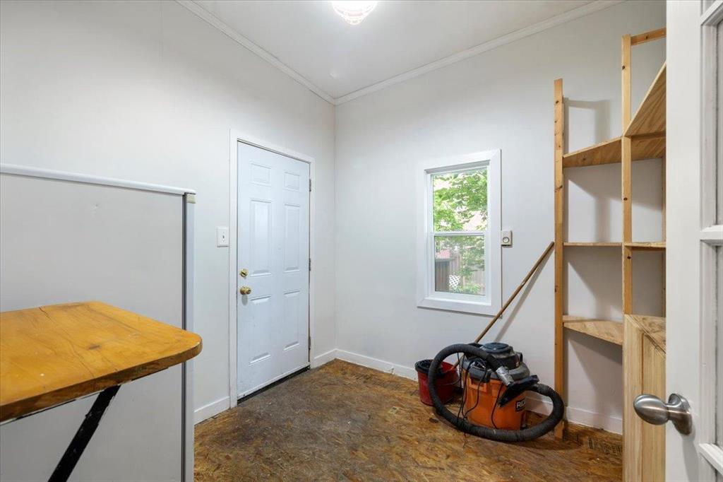 












514 Camden Place

,
Winnipeg,




Manitoba
R3G2V7

