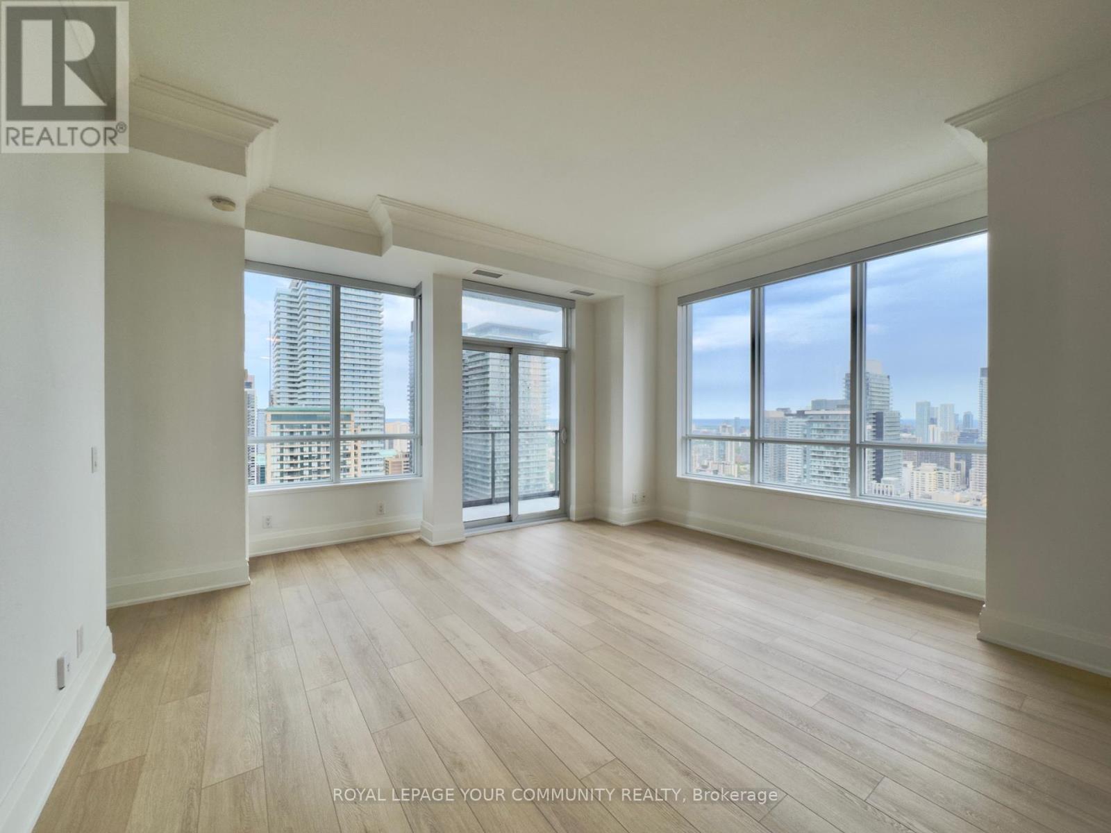 












3202 - 21 BALMUTO STREET

,
Toronto,




Ontario
M4Y1W4

