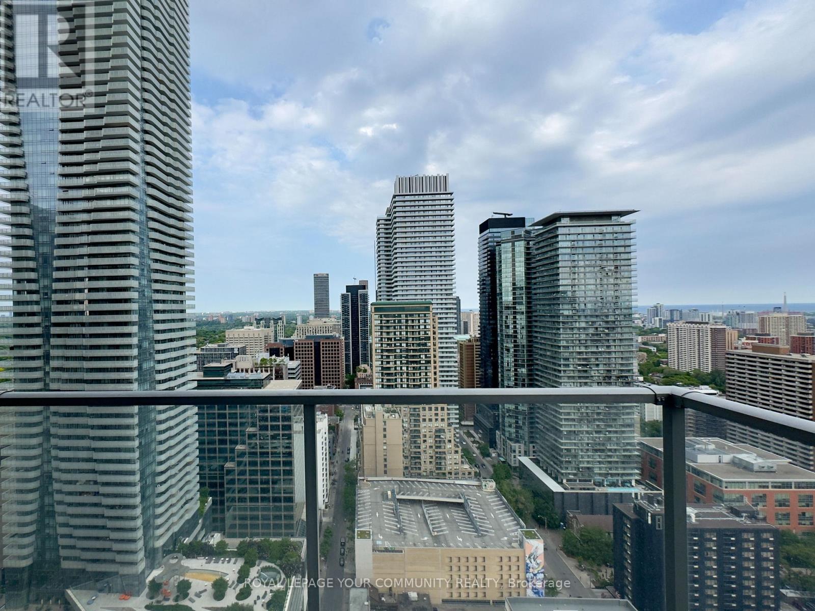 












3202 - 21 BALMUTO STREET

,
Toronto,




Ontario
M4Y1W4


