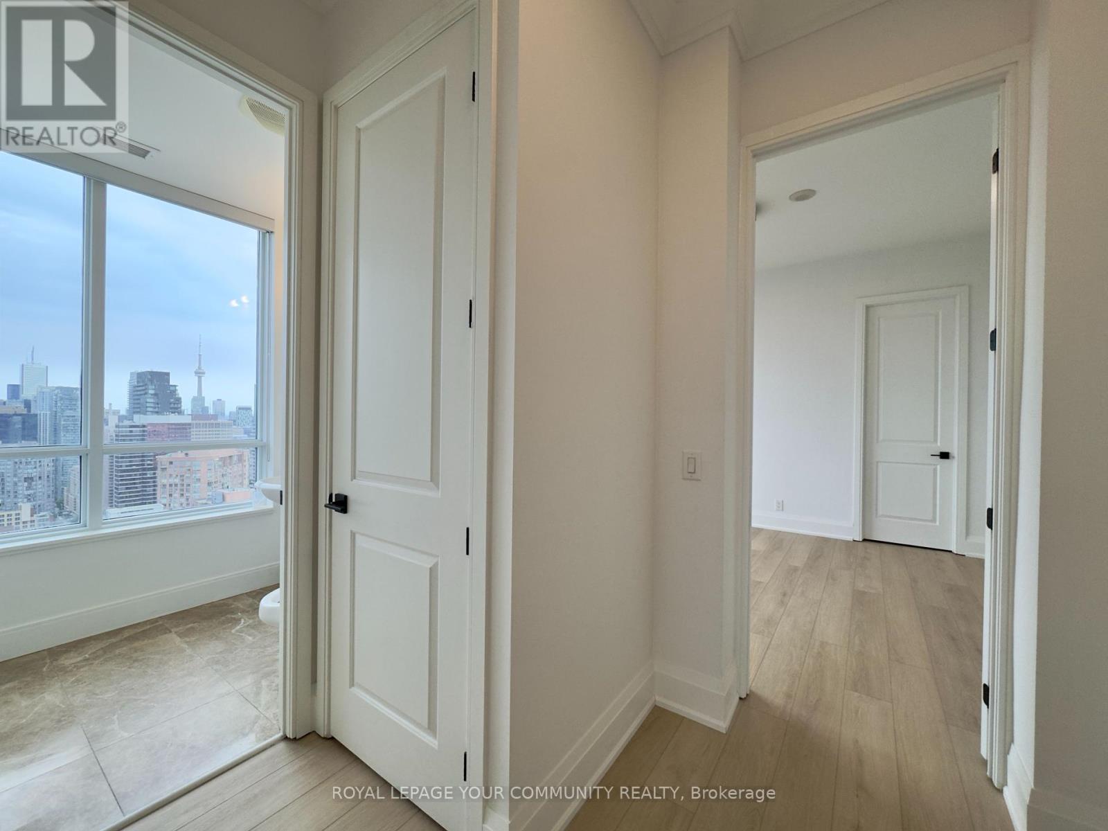 












3202 - 21 BALMUTO STREET

,
Toronto,




Ontario
M4Y1W4

