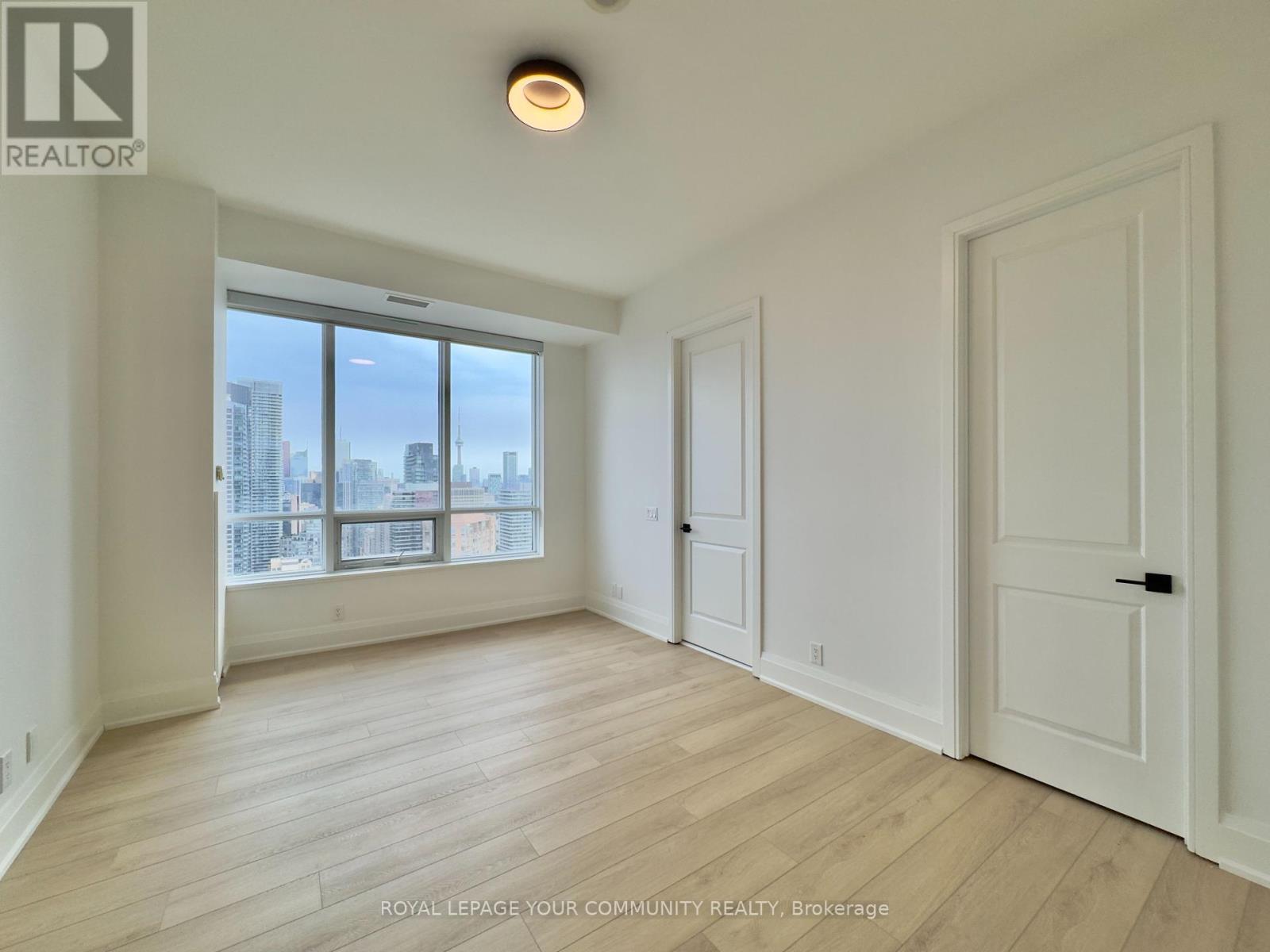 












3202 - 21 BALMUTO STREET

,
Toronto,




Ontario
M4Y1W4

