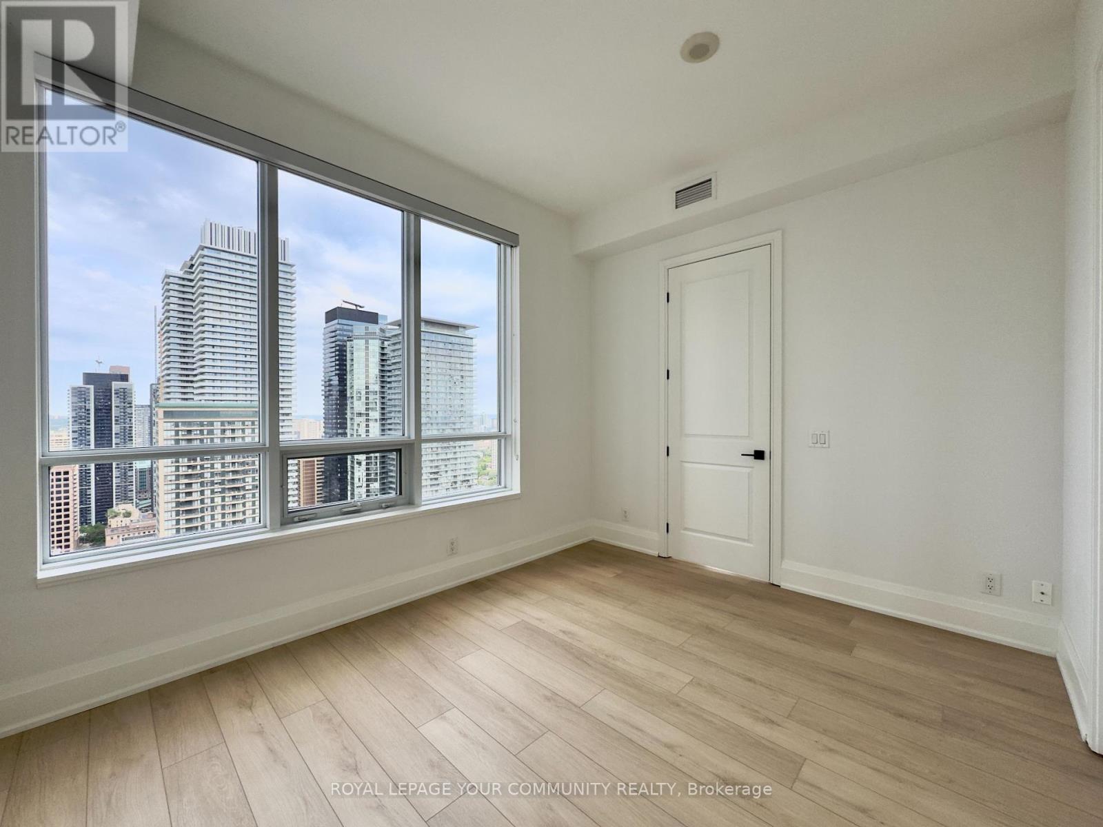 












3202 - 21 BALMUTO STREET

,
Toronto,




Ontario
M4Y1W4

