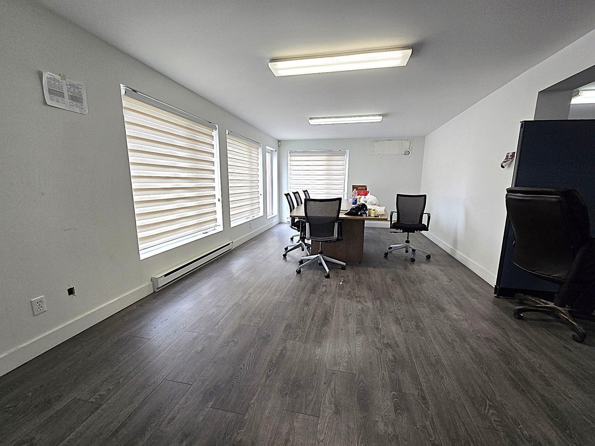 









3599


Boul. de la Grande-Allée

,
Boisbriand,




QC
J7H1H5

