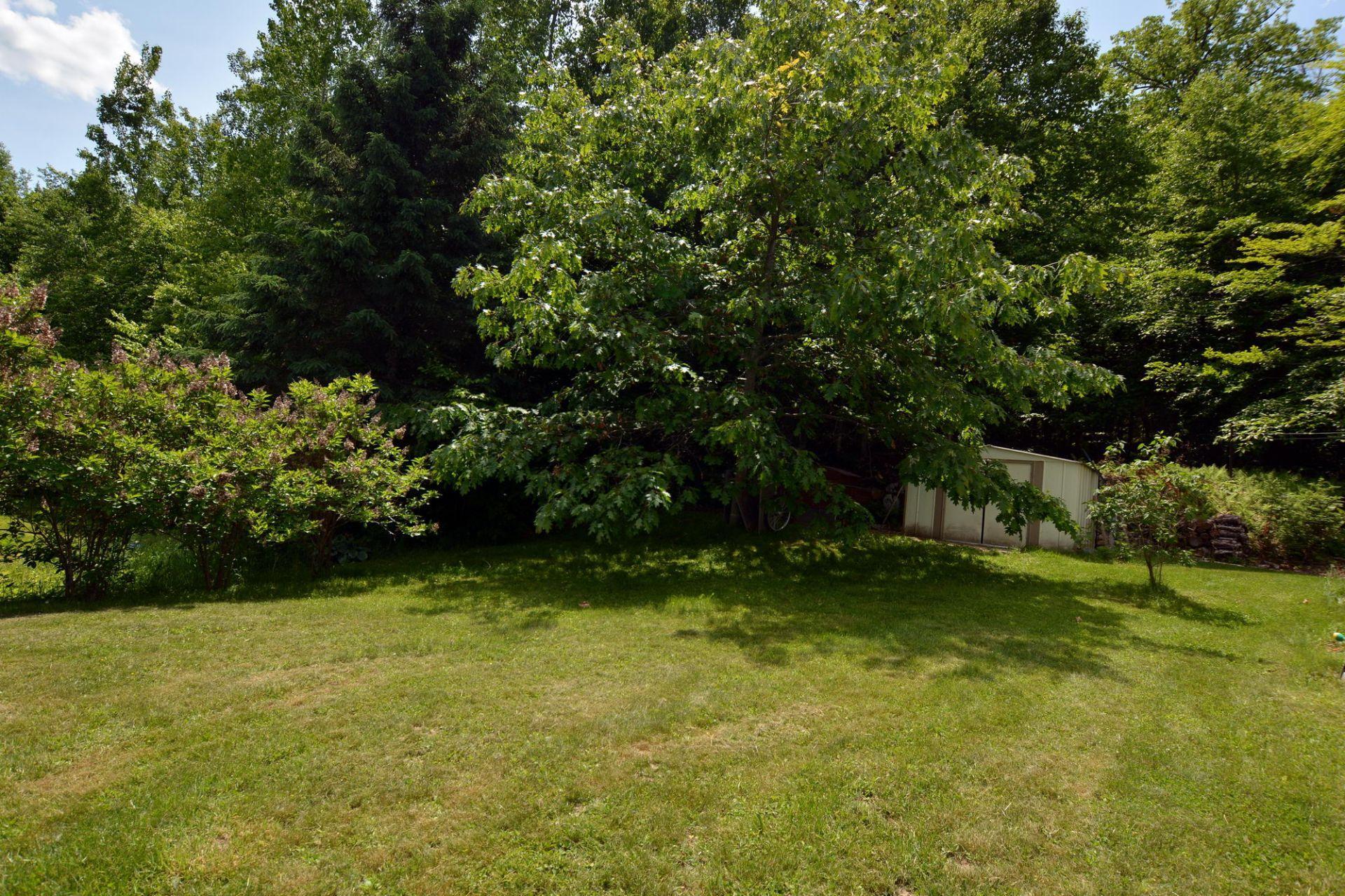 









327


Ch. de la Rouge

,
Huberdeau,




QC
J0T1G0

