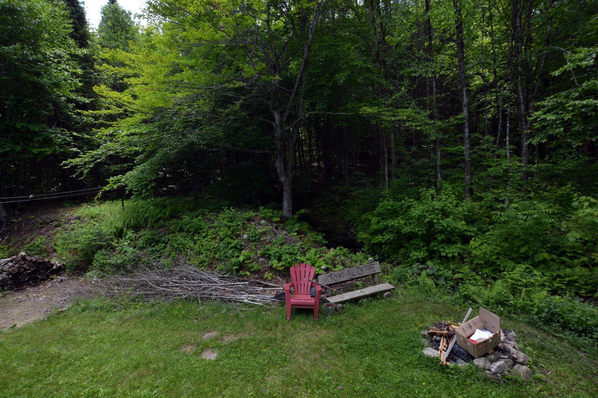 









327


Ch. de la Rouge

,
Huberdeau,




QC
J0T1G0

