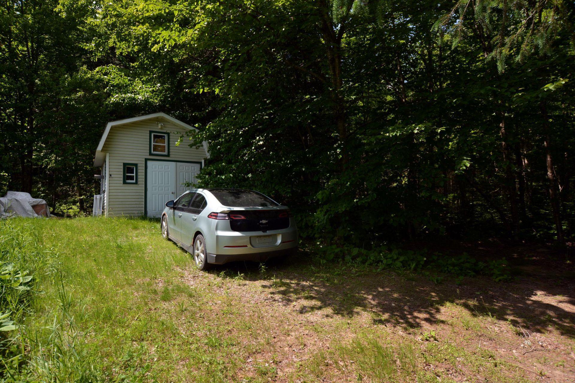 









327


Ch. de la Rouge

,
Huberdeau,




QC
J0T1G0

