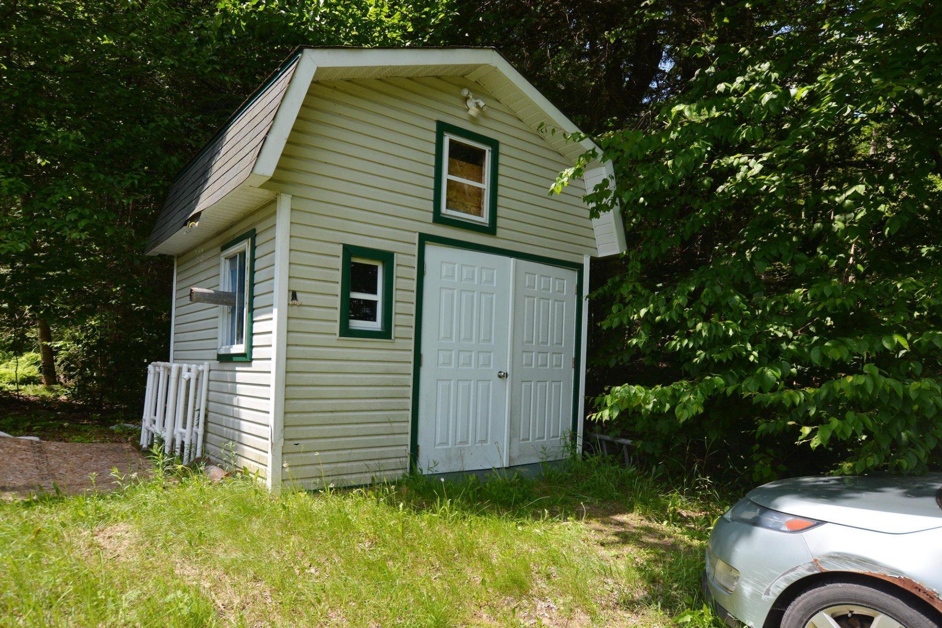 









327


Ch. de la Rouge

,
Huberdeau,




QC
J0T1G0

